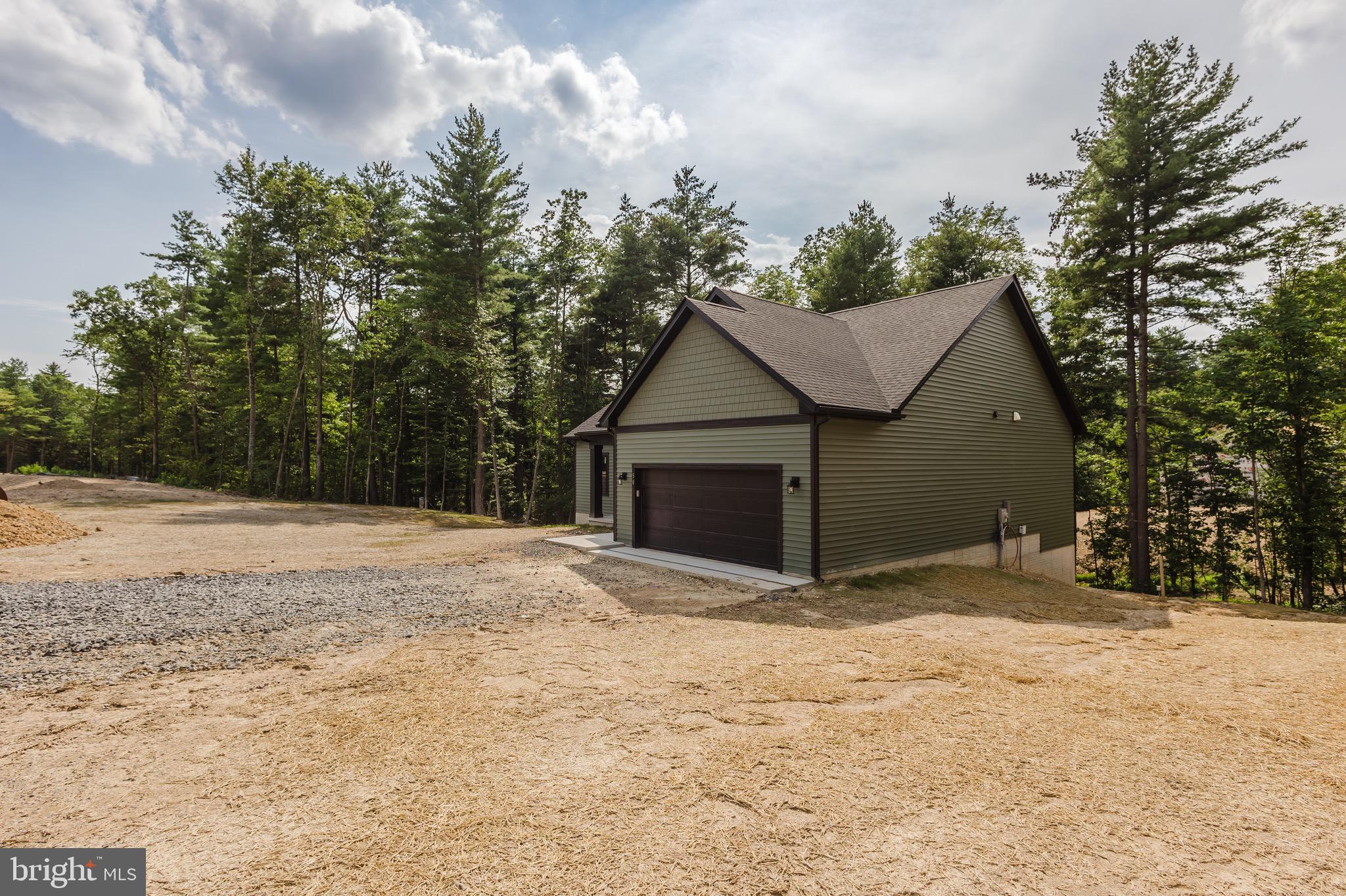 WINDFALL ACRES - Residential