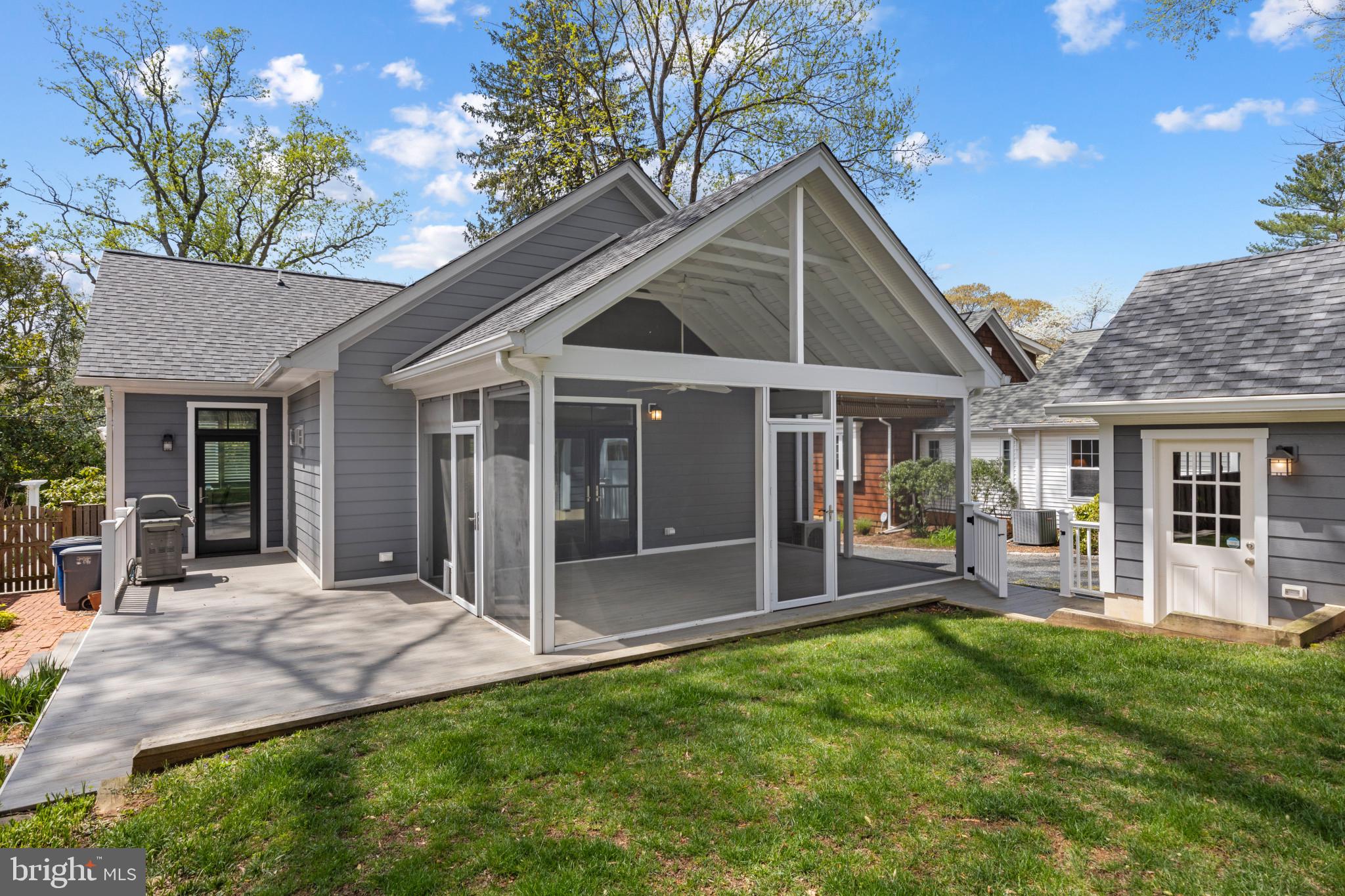 WEST ANNAPOLIS - Residential