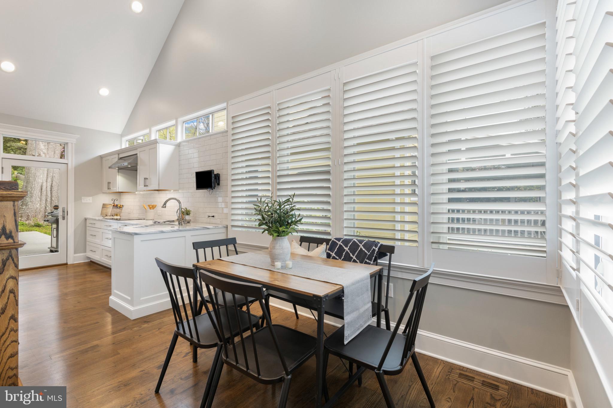 WEST ANNAPOLIS - Residential