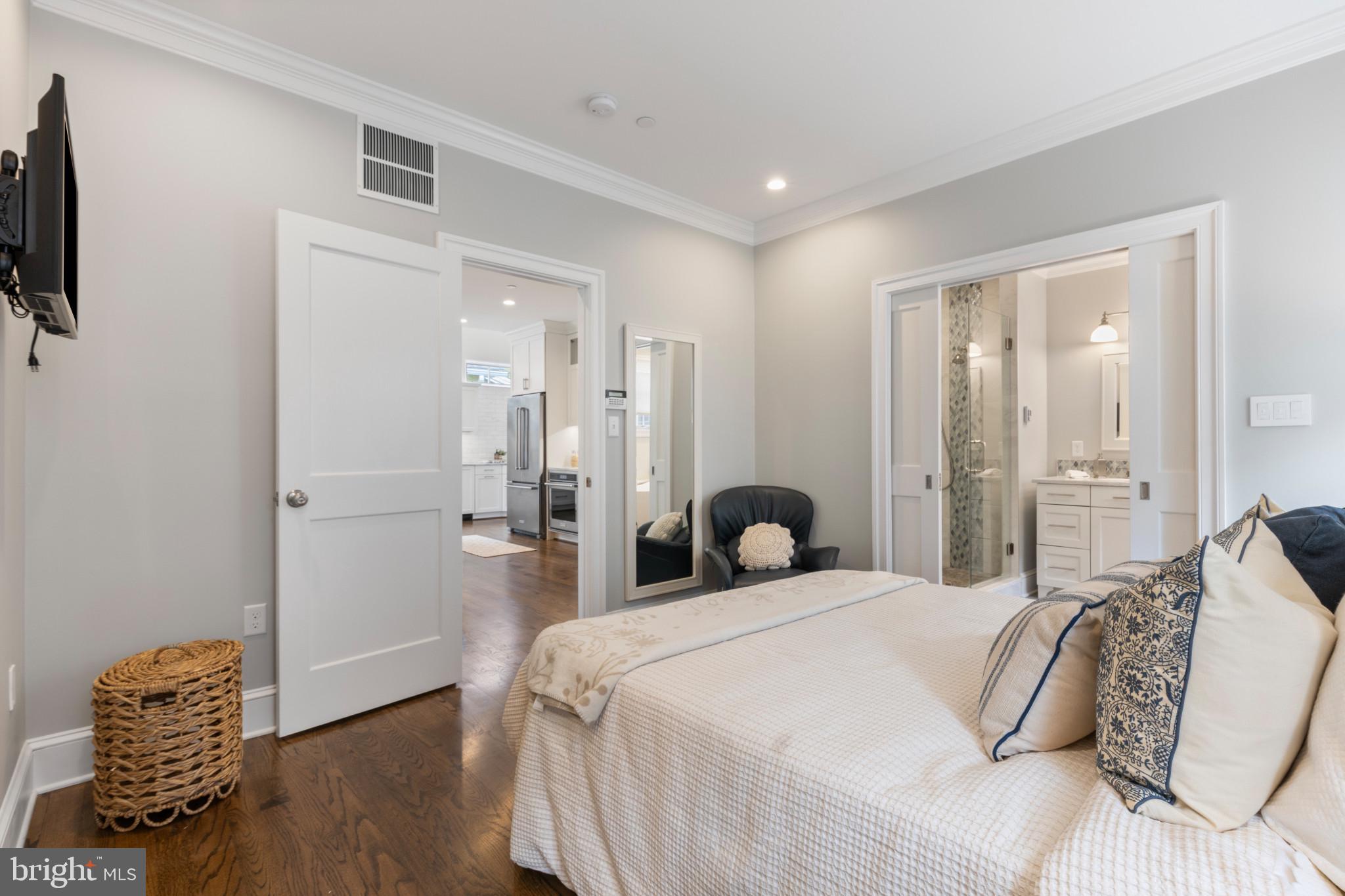 WEST ANNAPOLIS - Residential