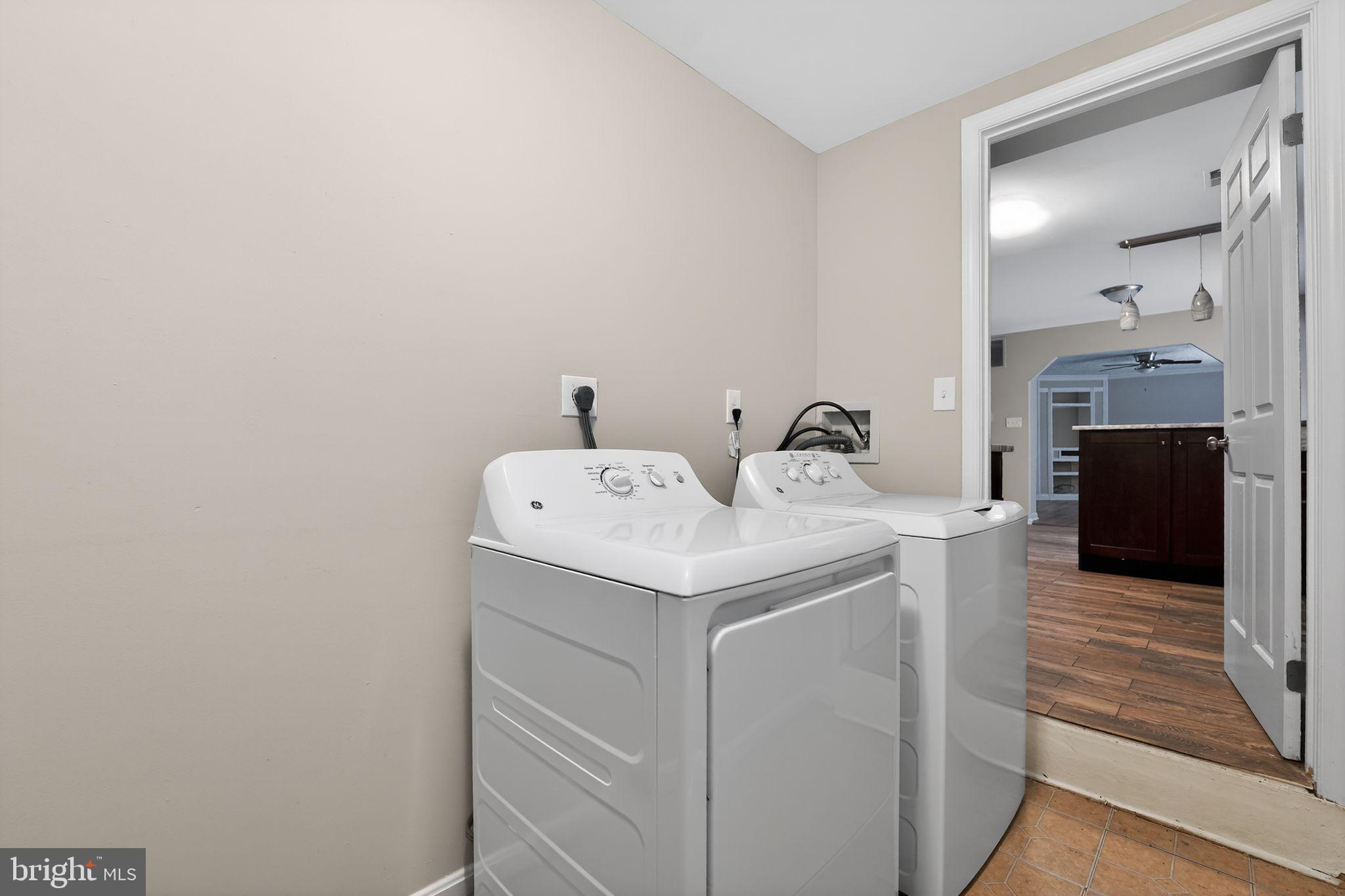 CAMBRIDGE ESTATES - Residential