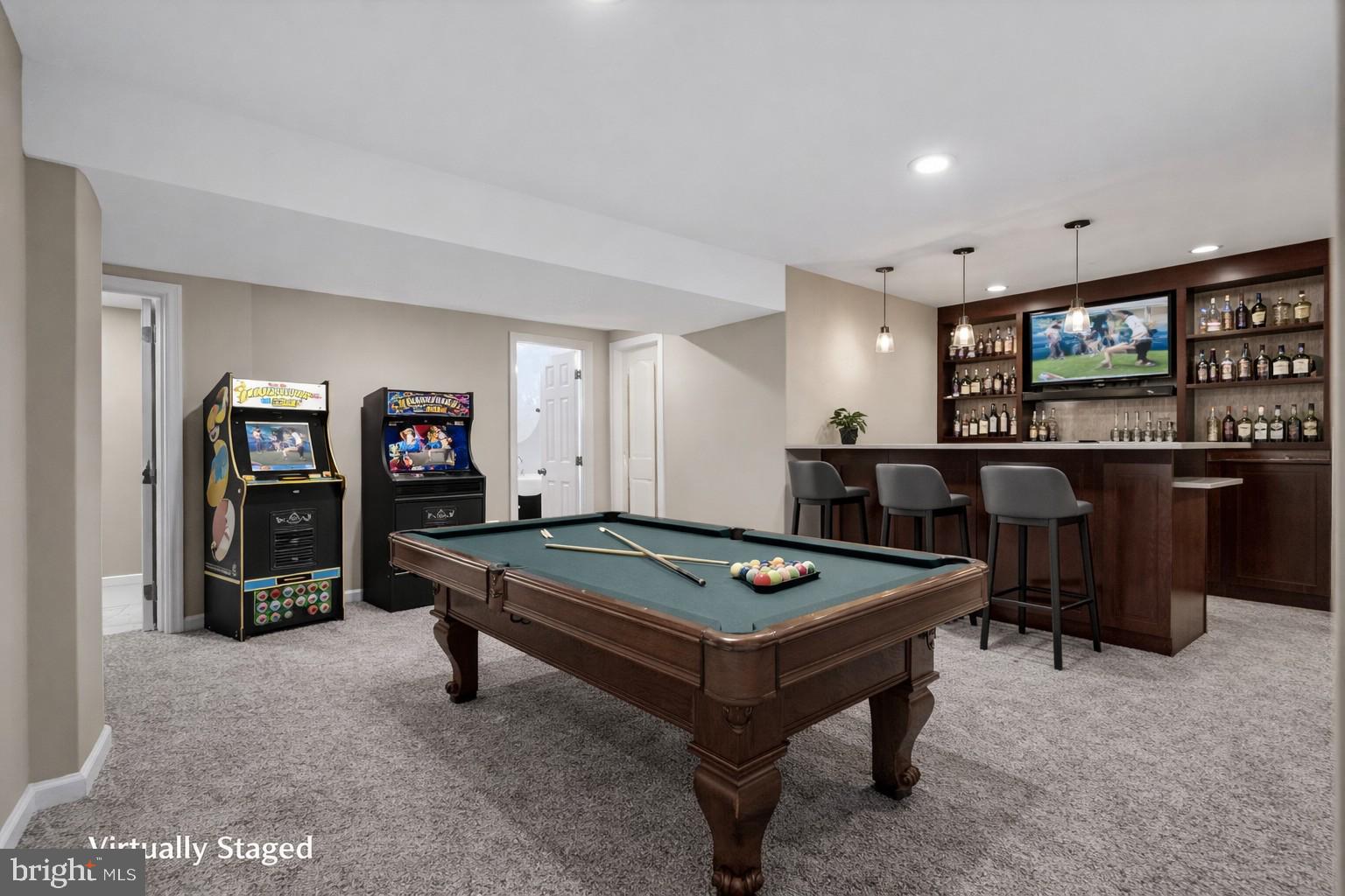 CAMBRIDGE ESTATES - Residential