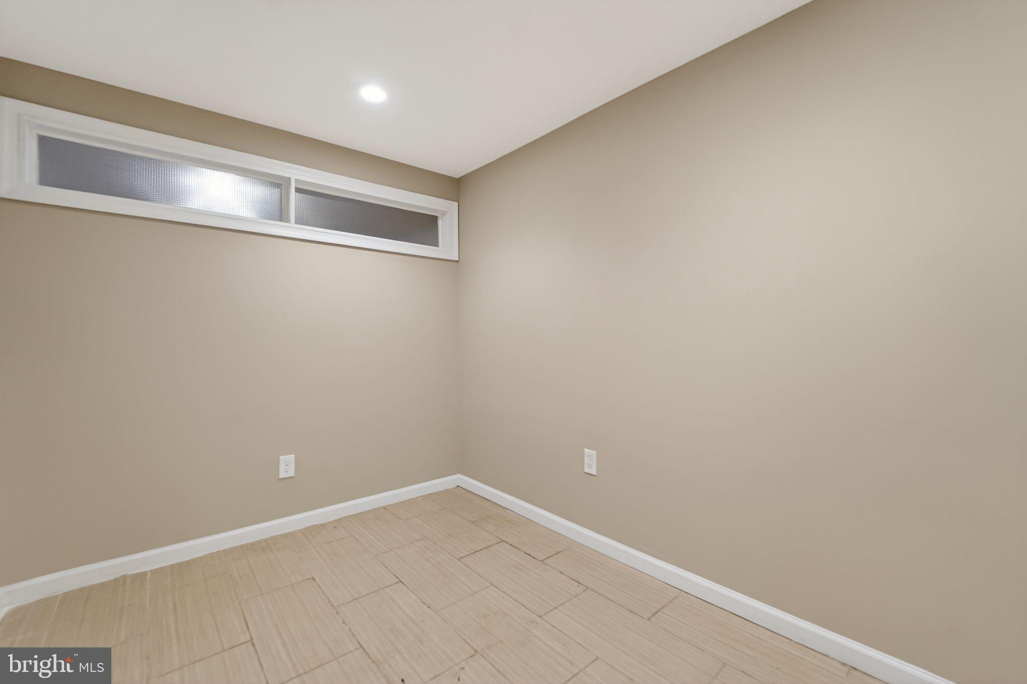 CAMBRIDGE ESTATES - Residential