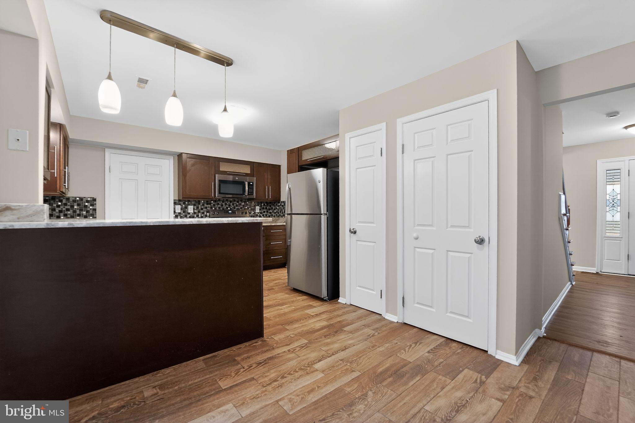 CAMBRIDGE ESTATES - Residential