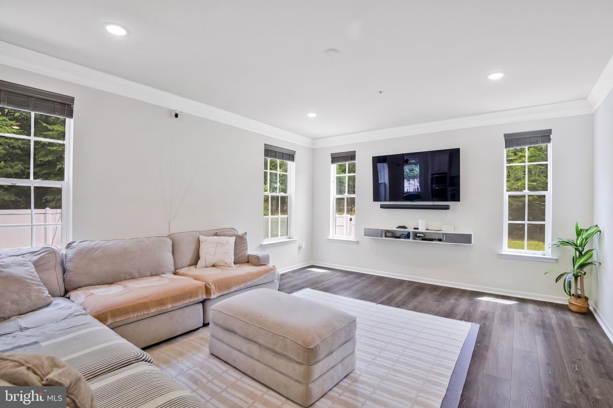 SIGNATURE CLUB - Residential