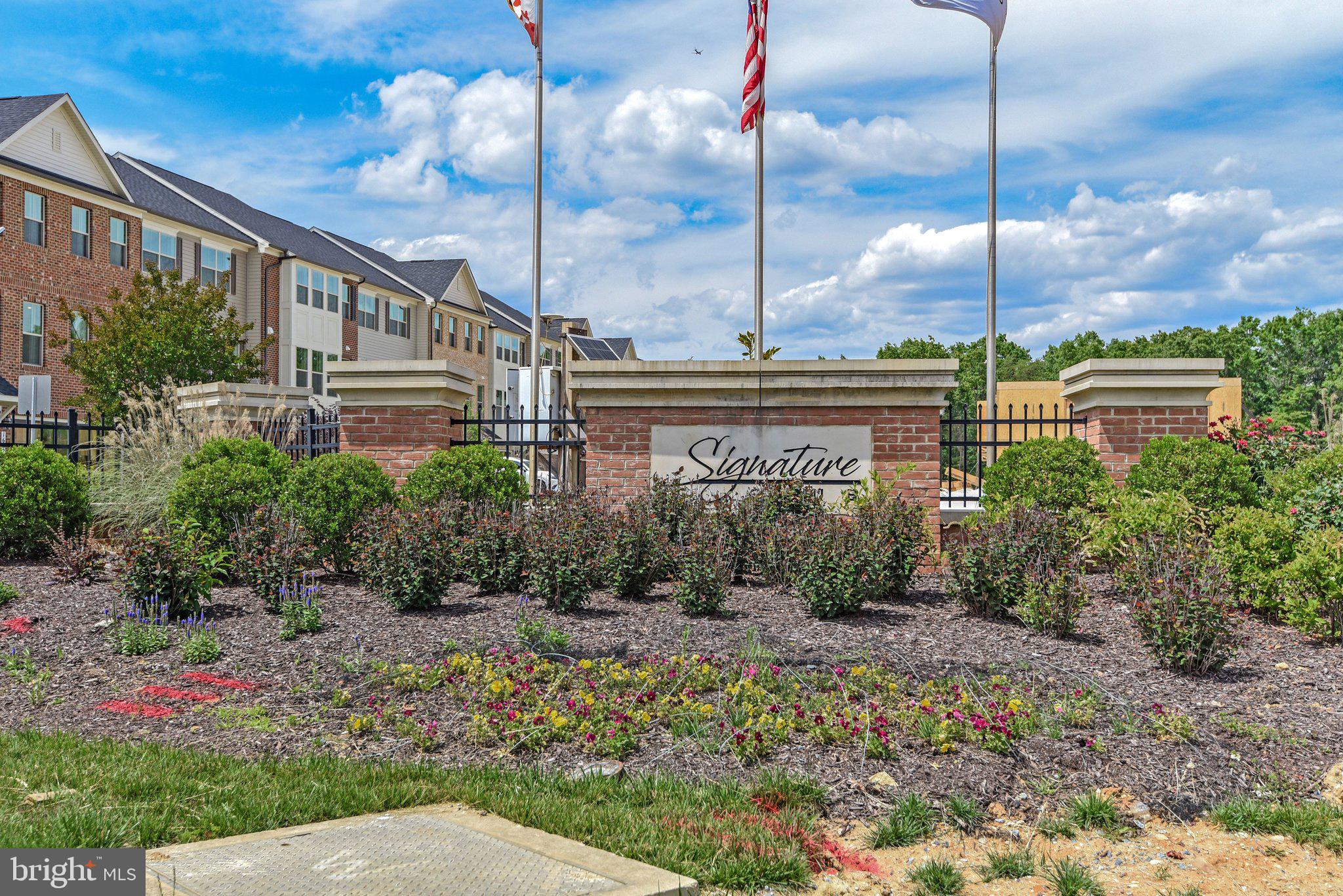 SIGNATURE CLUB - Residential