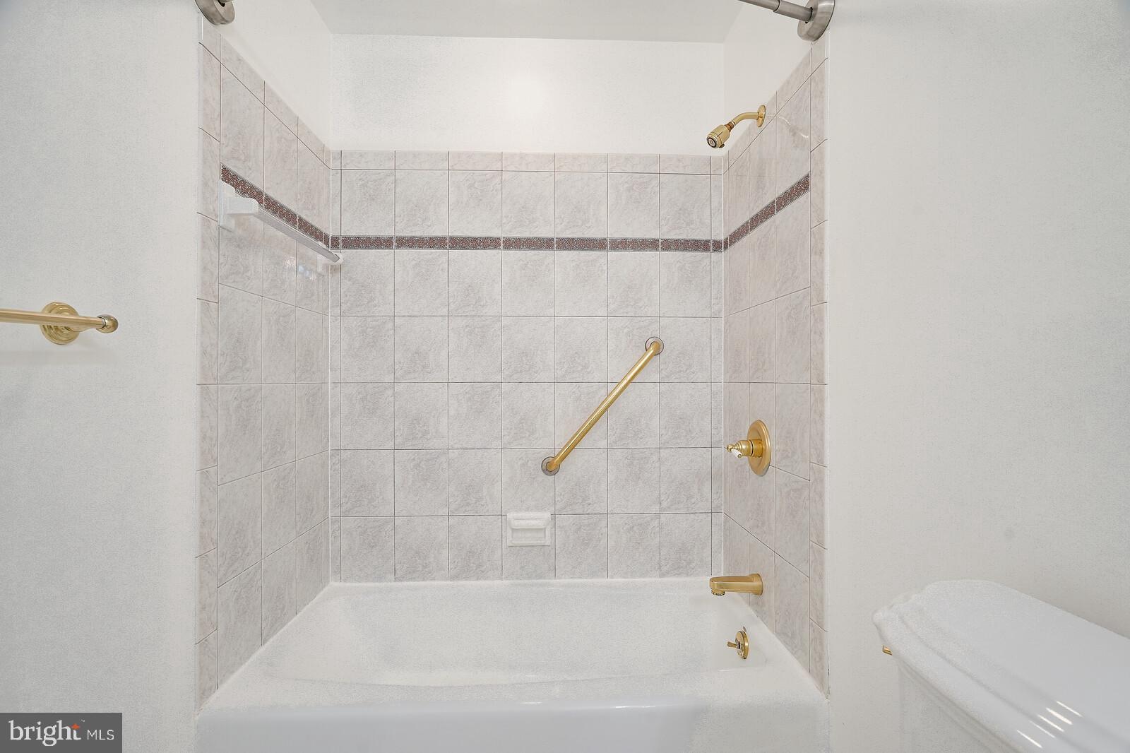 BEAUFORT PARK - Residential