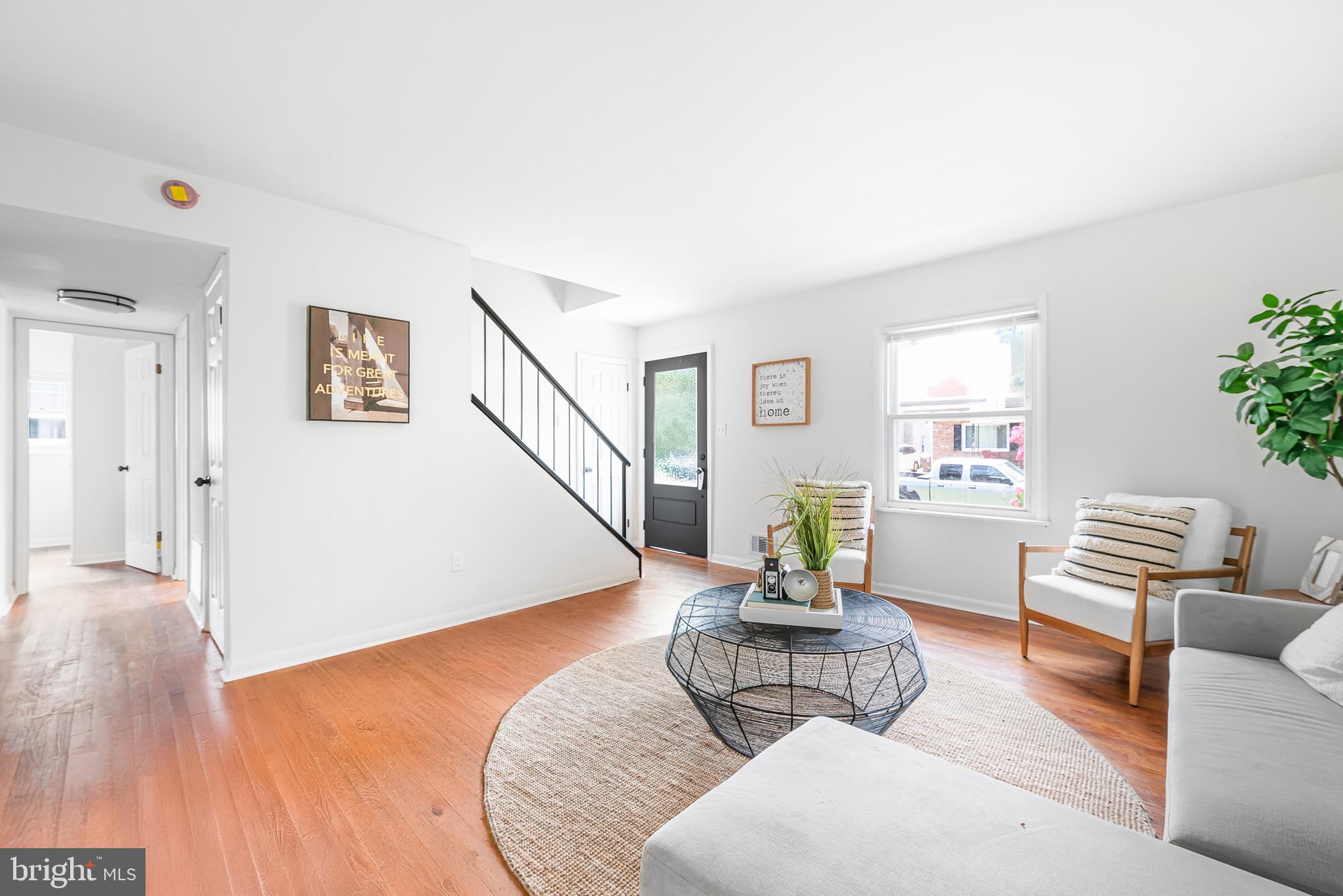 LAUREL - Residential