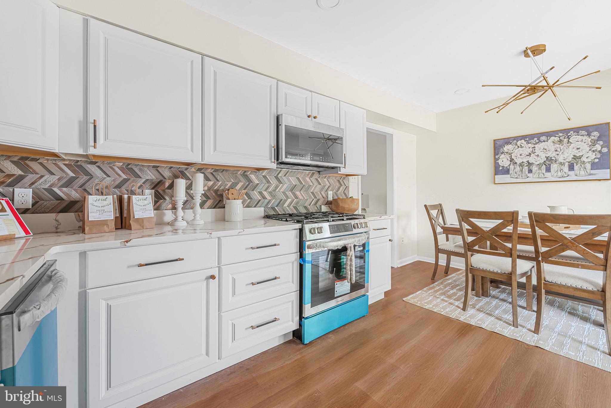 LAUREL - Residential