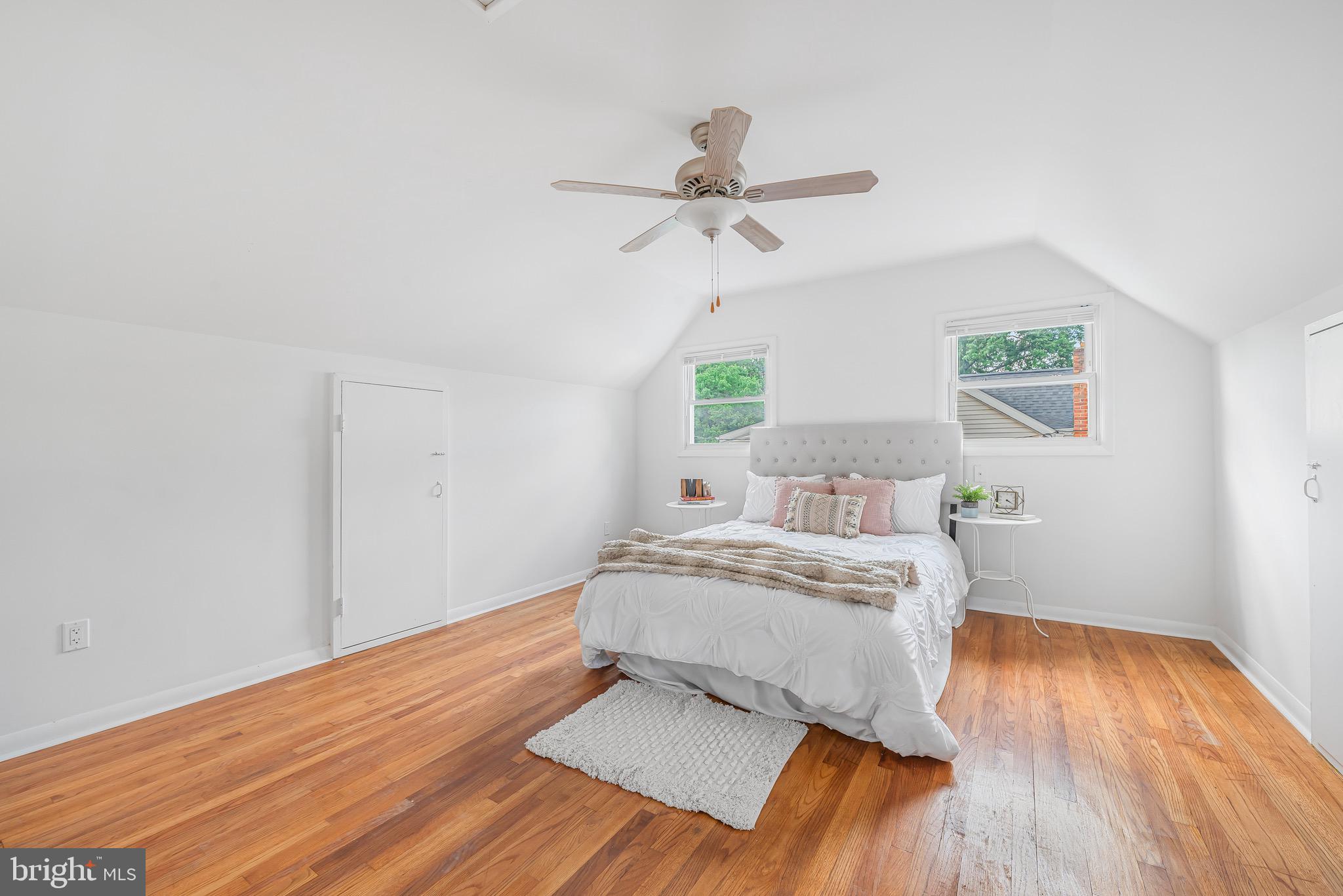 LAUREL - Residential