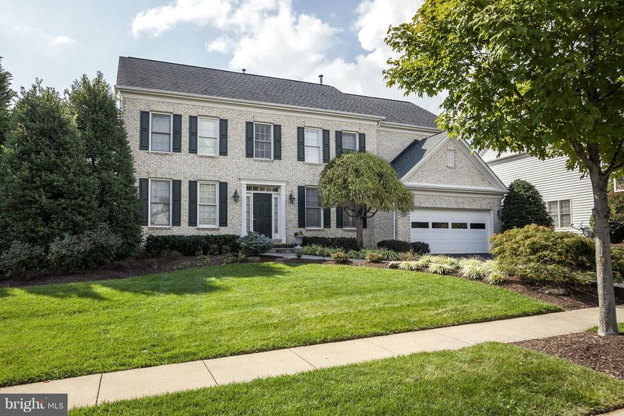 Amazing price for this modern colonial in desirable Clagett Farm! 5200+SF. Beautiful natural light. Kitchen opens to family room and sun room. . 9' ceilings. 5 BR, 4F/1H BA, FP. Beautifully landscaped flat, private backyard sanctuary w/stunning pool, patio, & spa-tub. Close to shops, restaurants, parks and major commuter routes. Churchill-Hoover-Wayside. Open 11/9 2-4