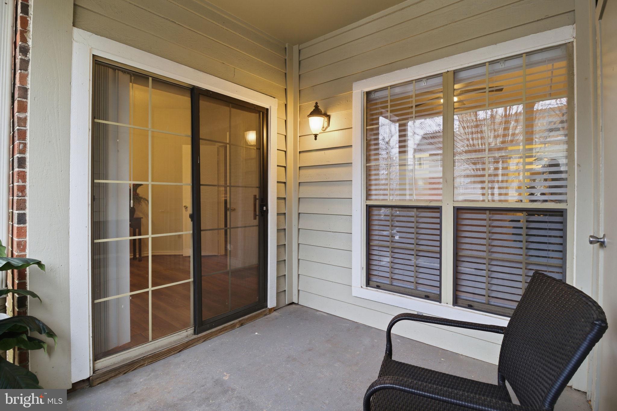 PENDERBROOK SQUARE CONDOMINIUMS - Residential