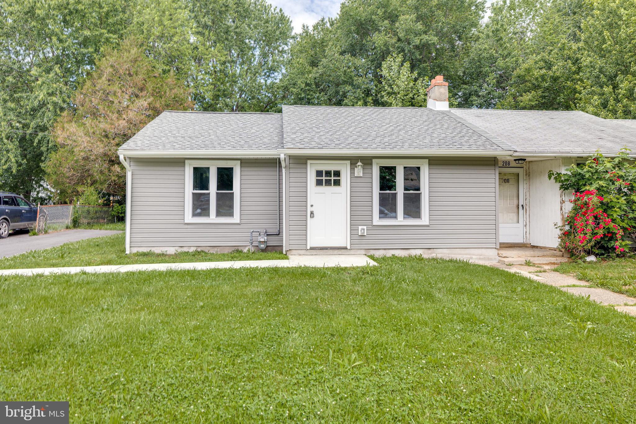 206 KINSLEY ROAD