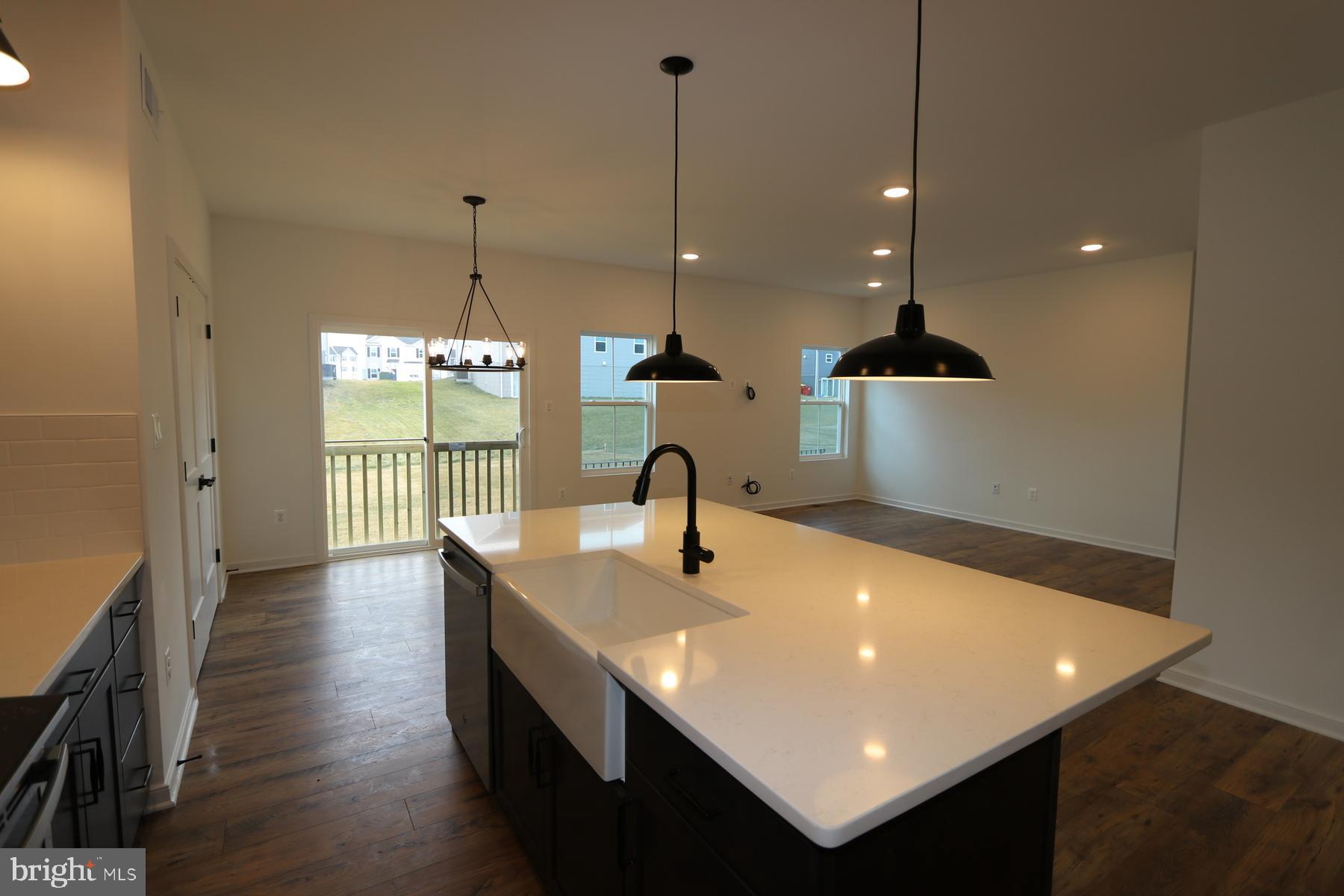 LIBERTY RUN - Residential