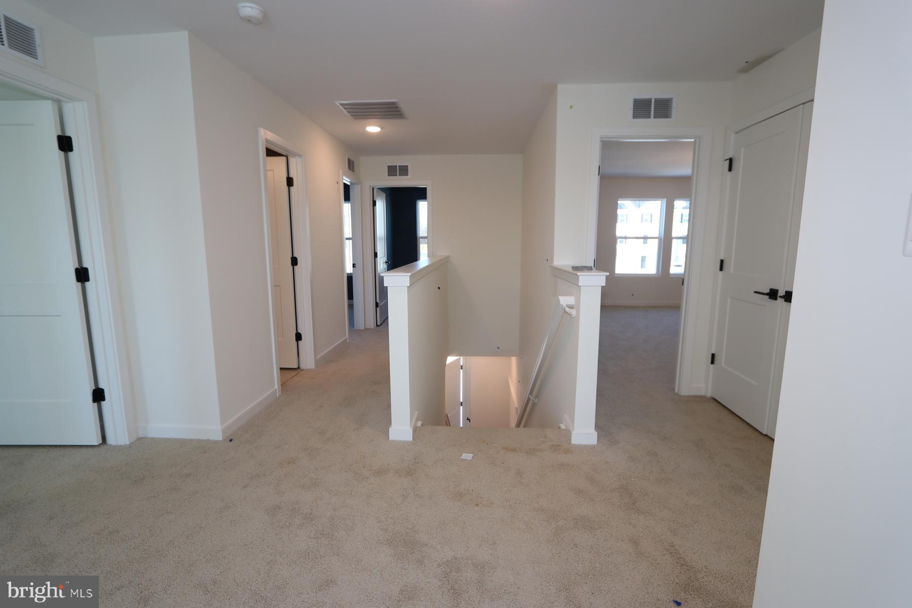 LIBERTY RUN - Residential