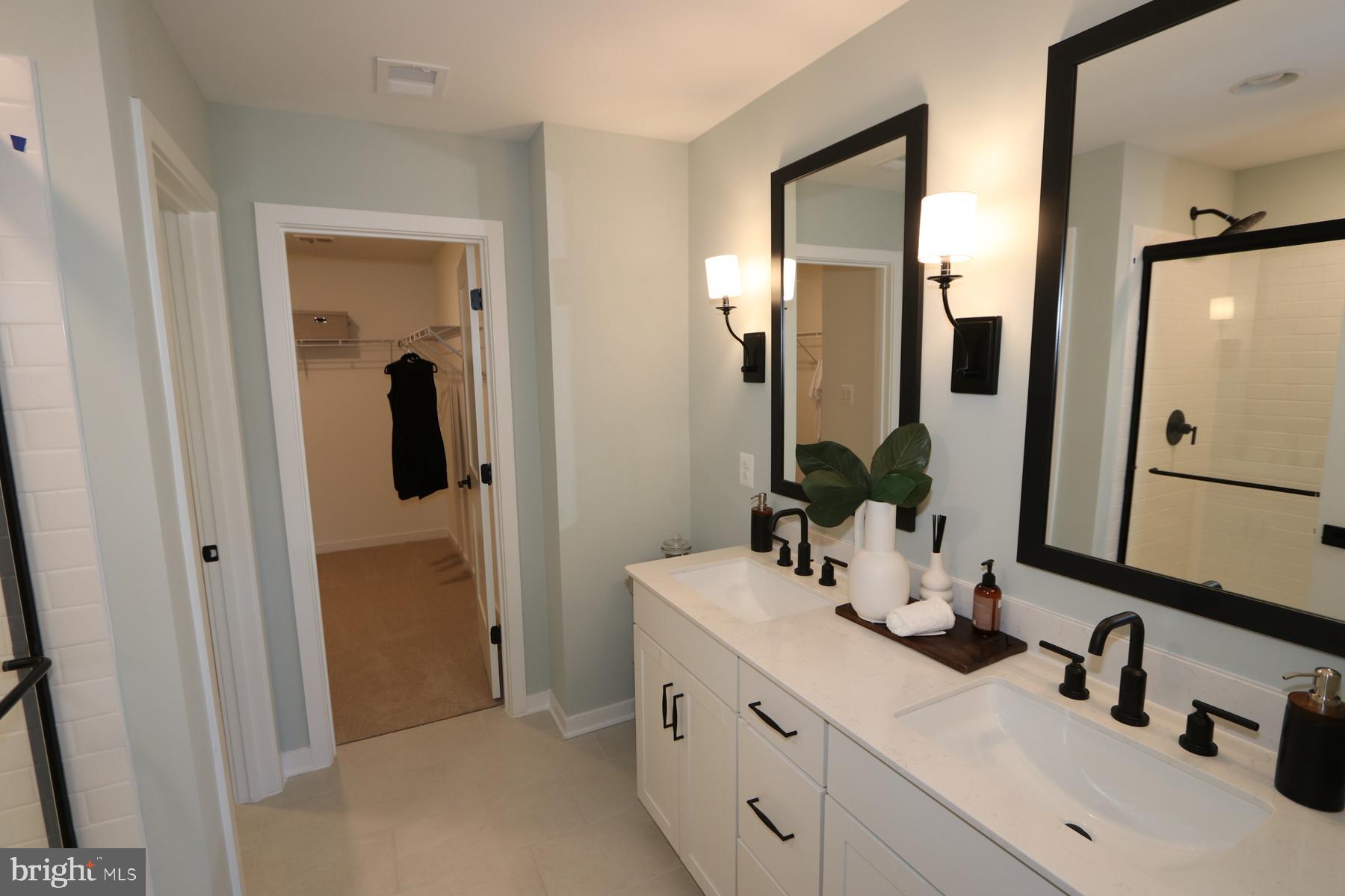 LIBERTY RUN - Residential