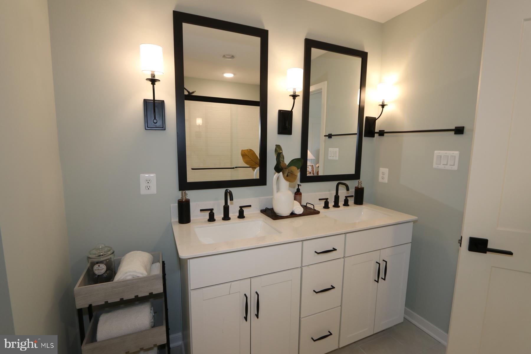 LIBERTY RUN - Residential