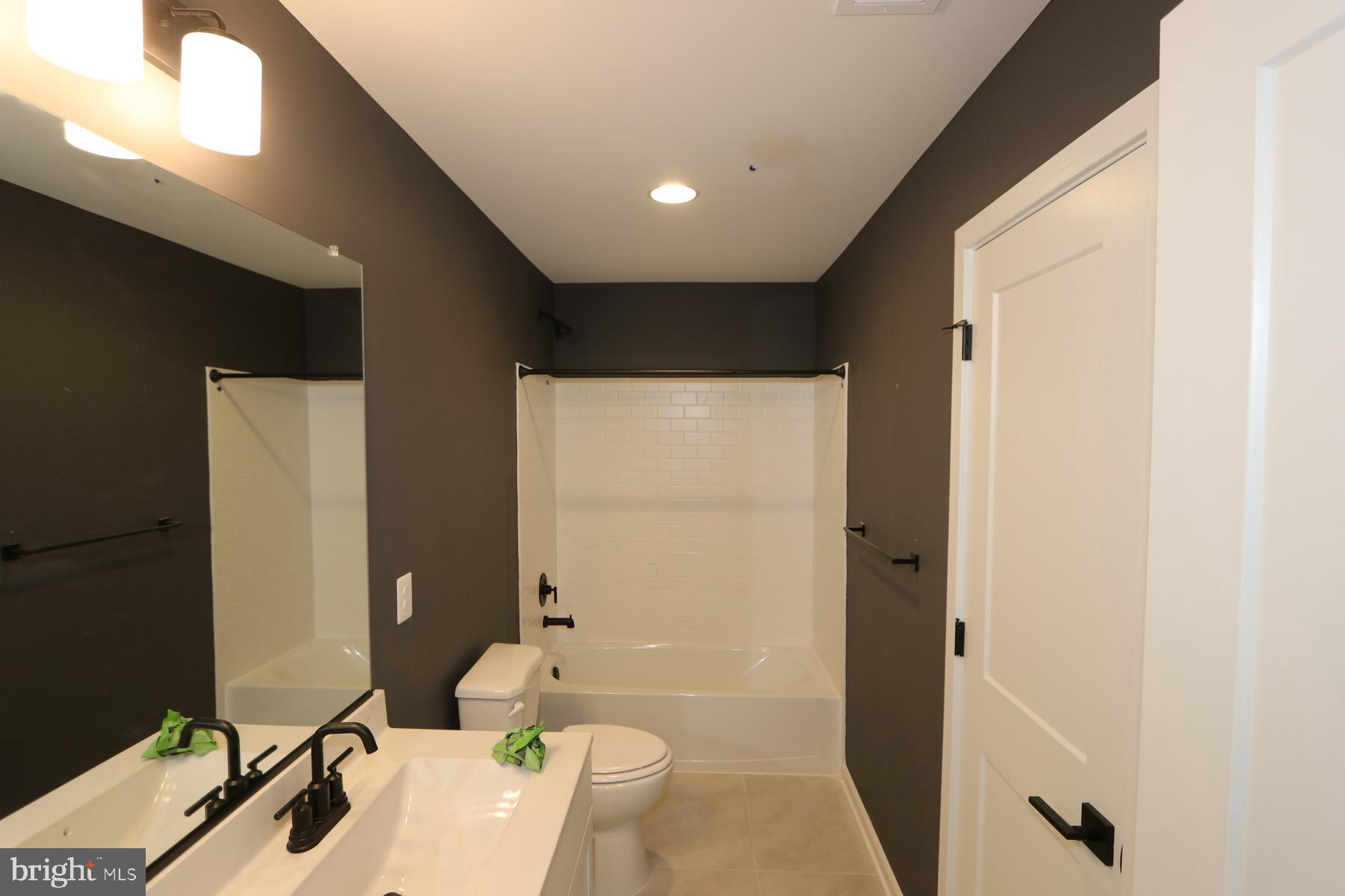 LIBERTY RUN - Residential