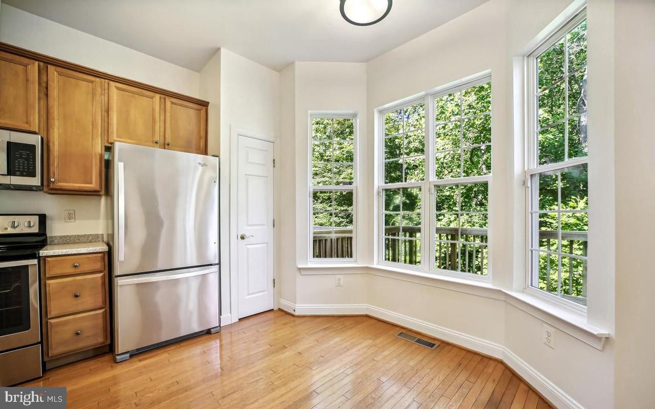 3905 CHELSEA PARK LANE 9