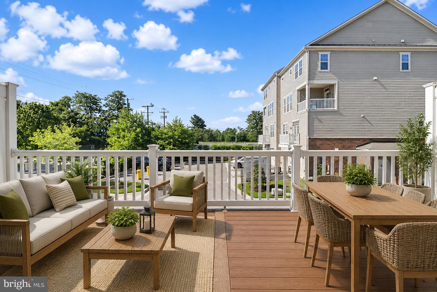 TOWN CENTER COMMONS - Residential