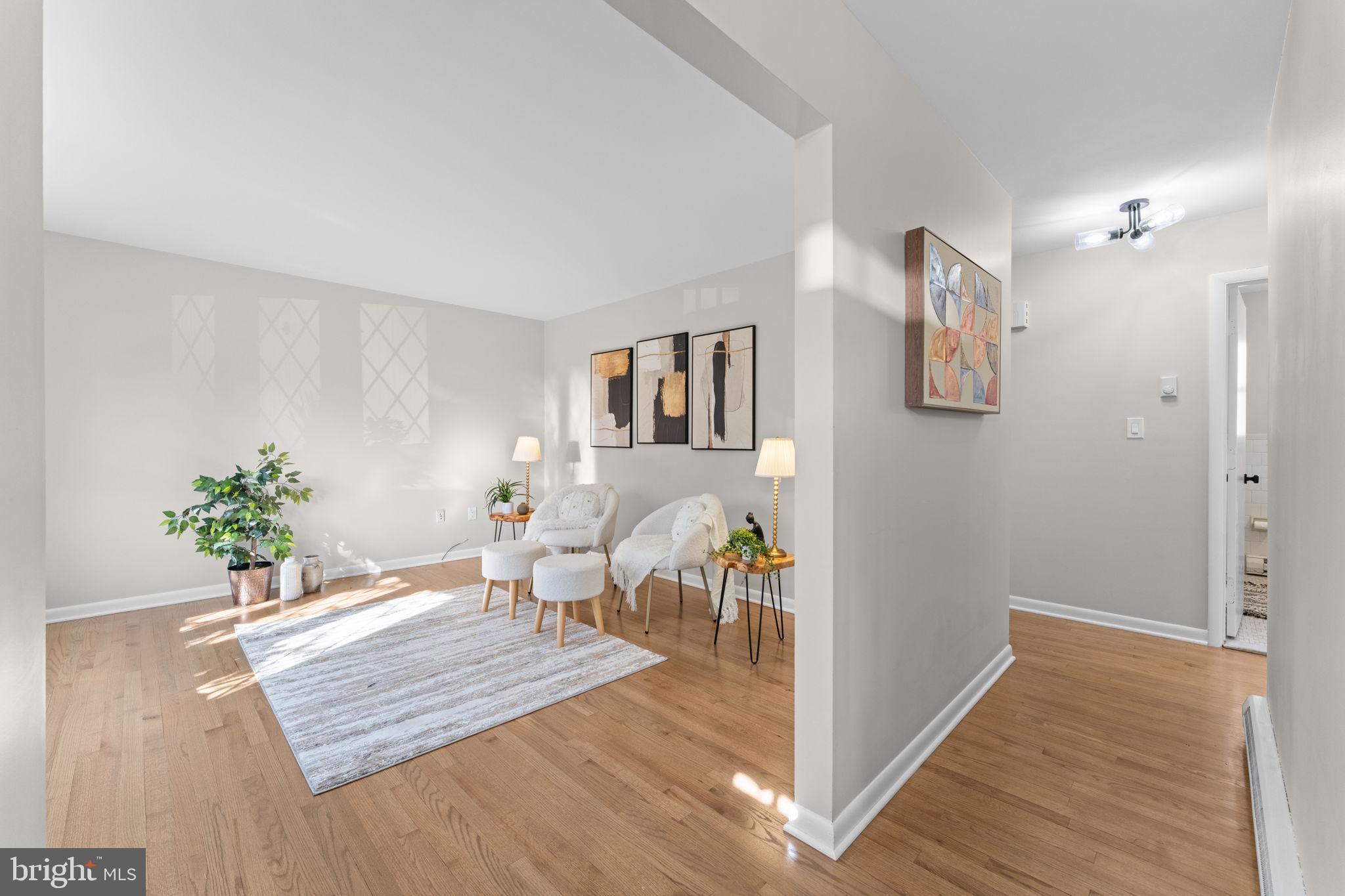 RIVIERA BEACH - Residential