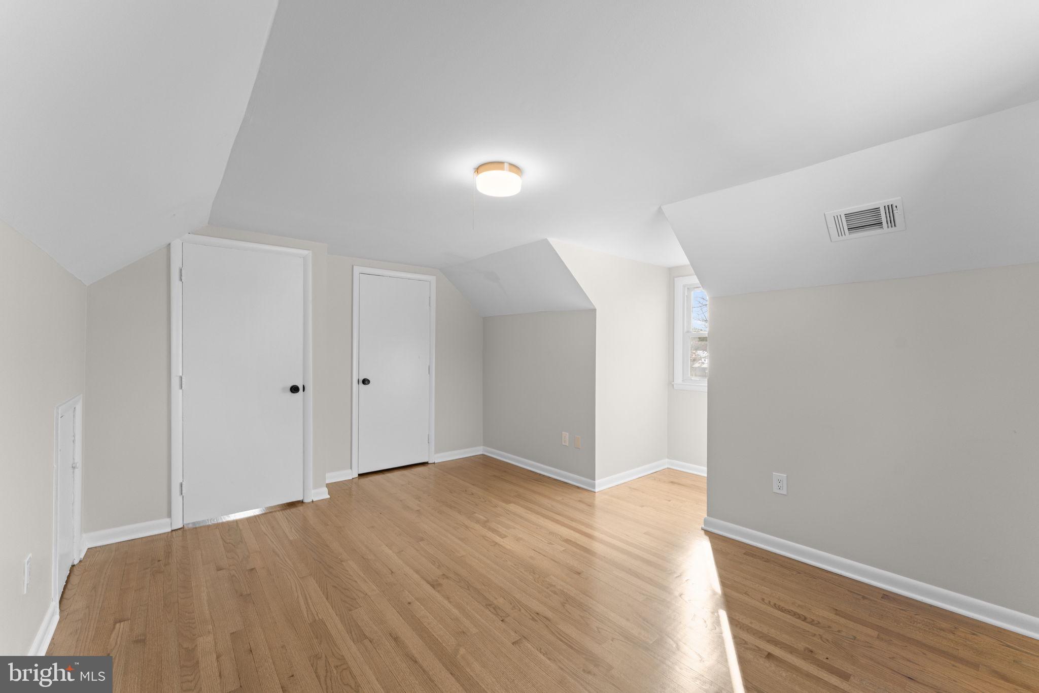 RIVIERA BEACH - Residential