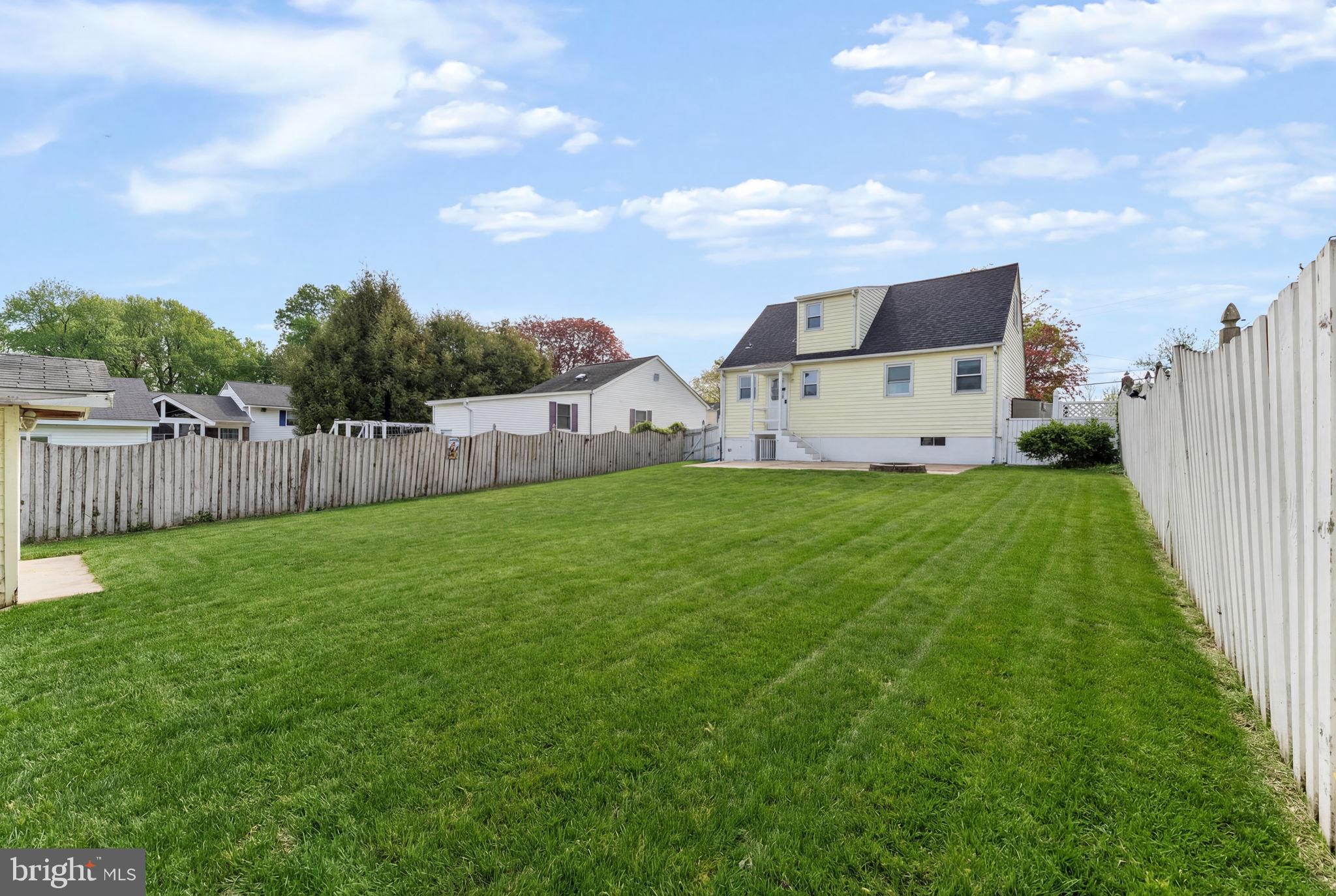 RIVIERA BEACH - Residential