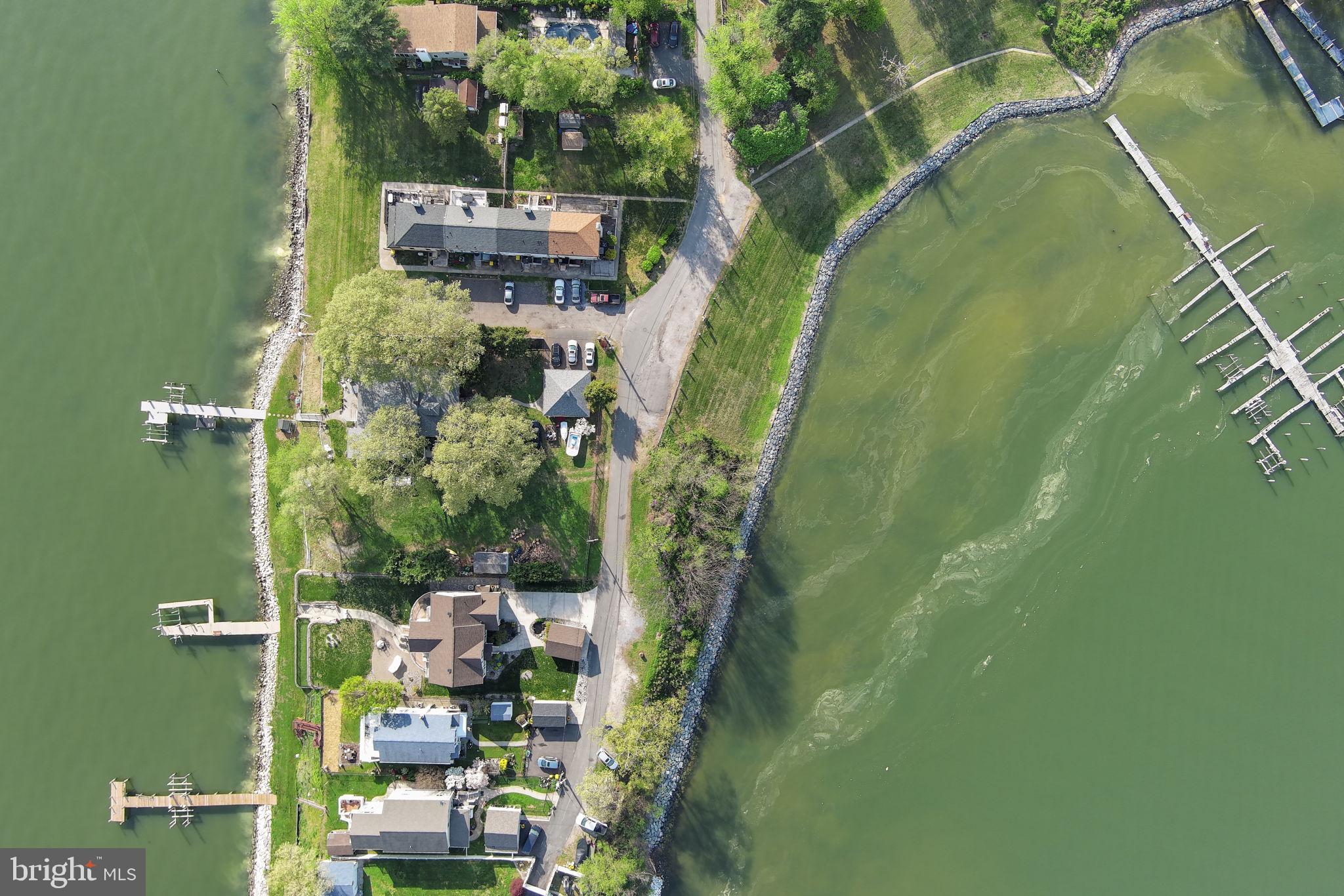 RIVIERA BEACH - Residential