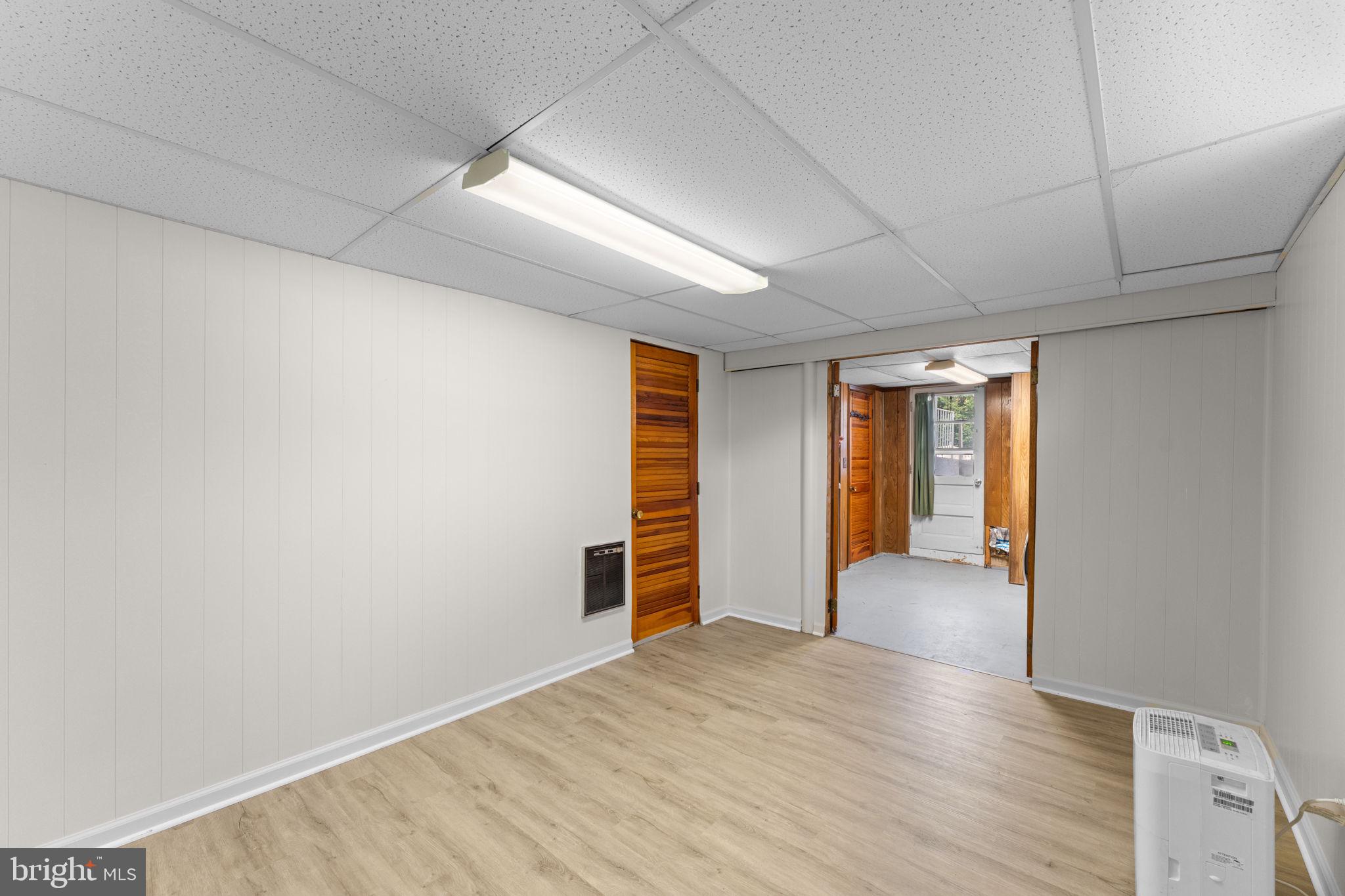 RIVIERA BEACH - Residential