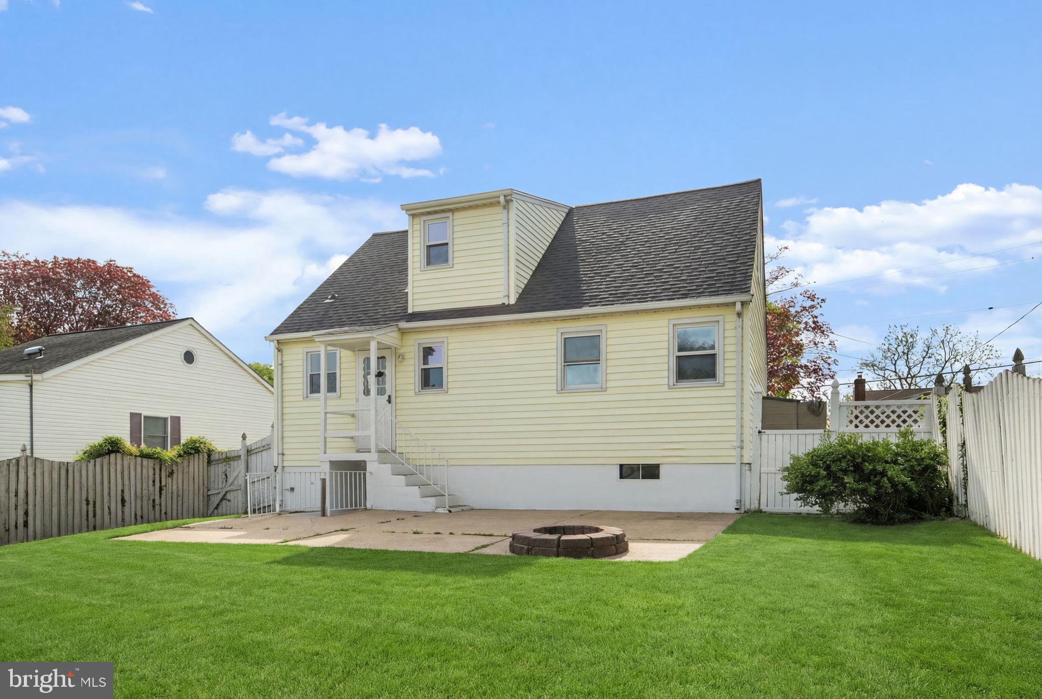 RIVIERA BEACH - Residential