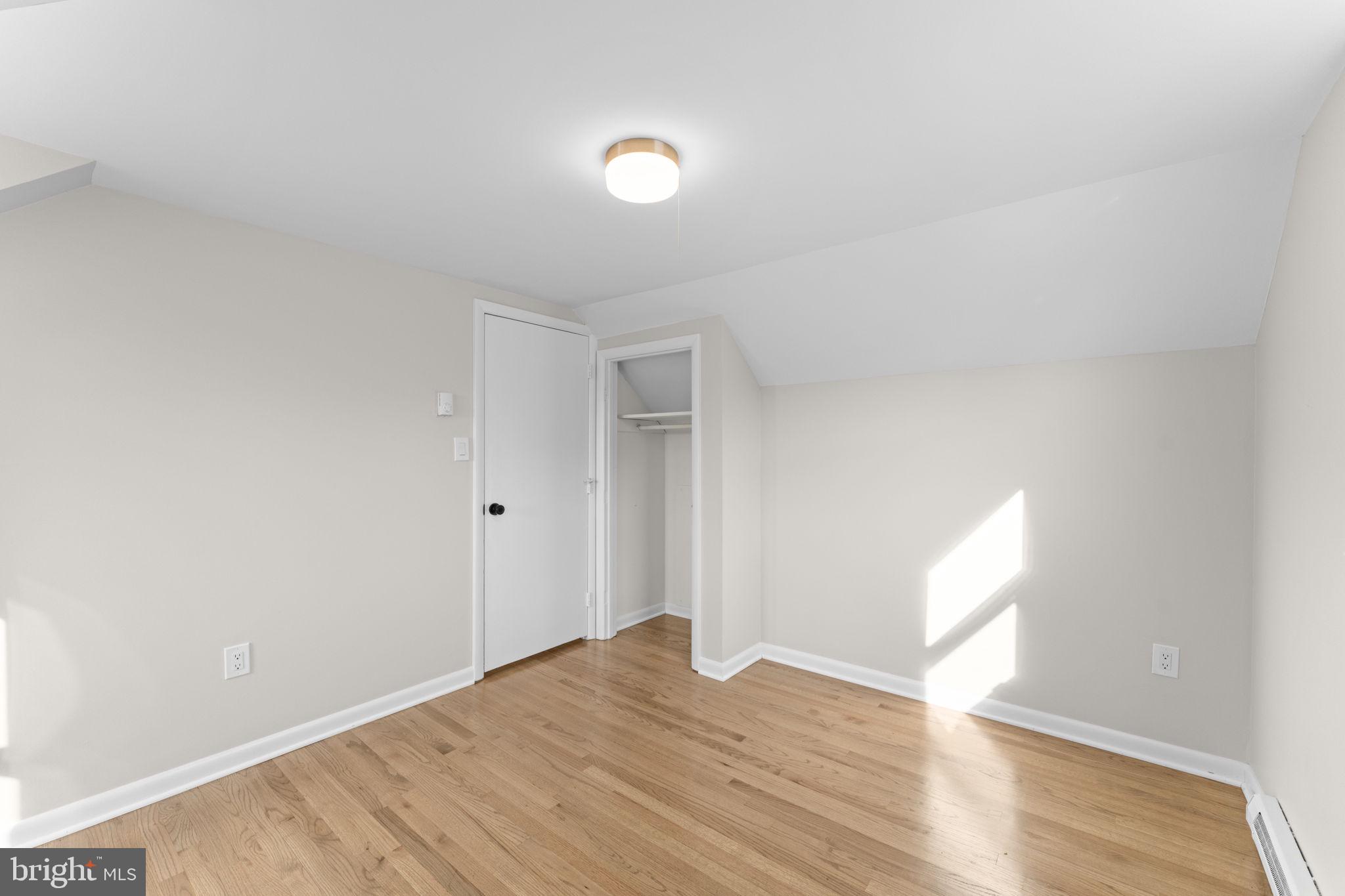 RIVIERA BEACH - Residential