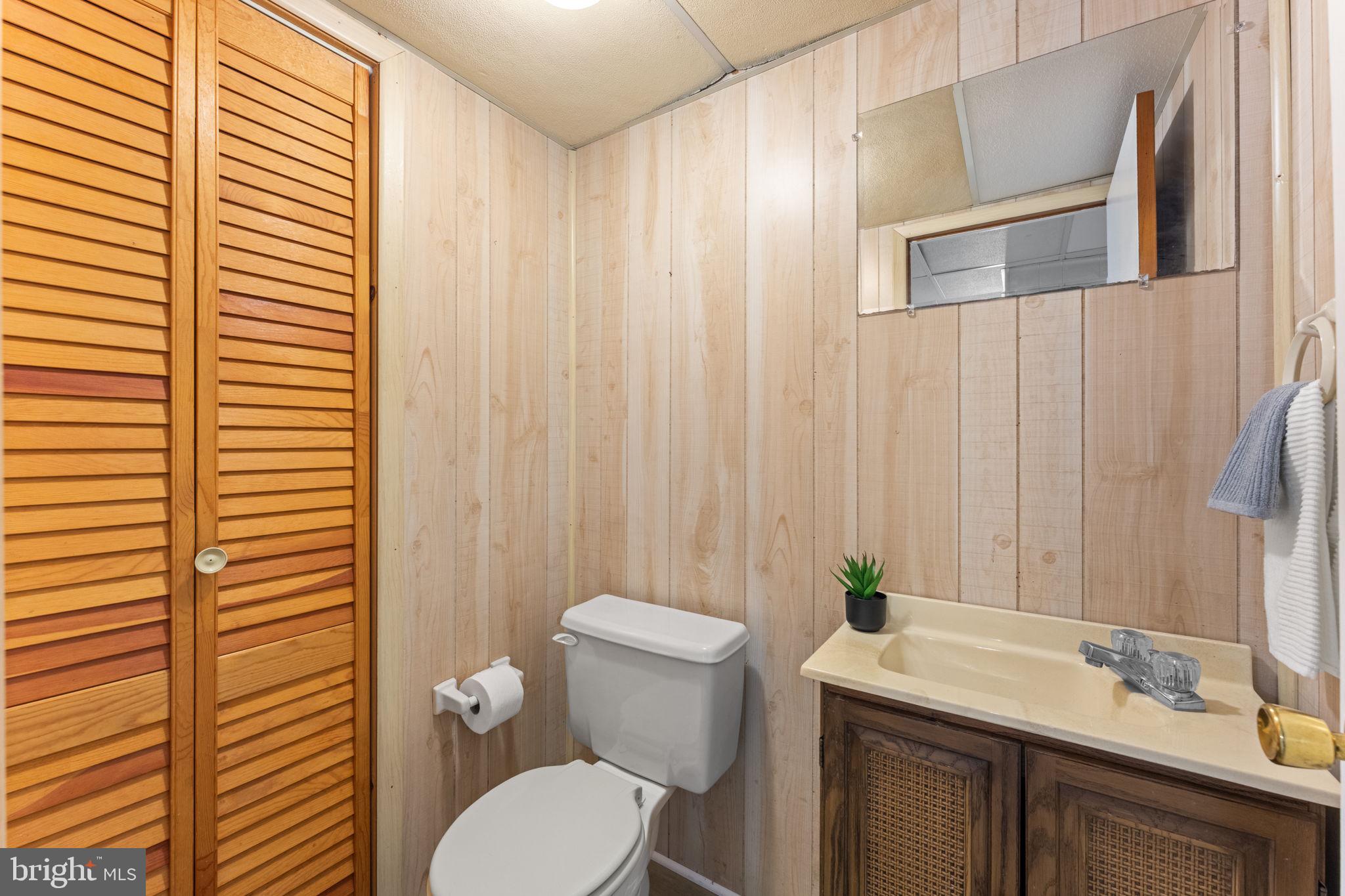 RIVIERA BEACH - Residential