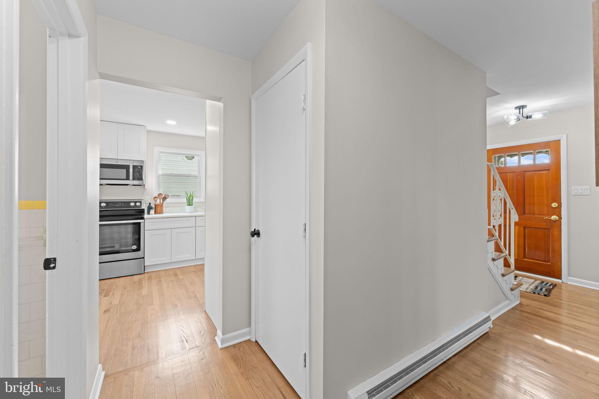 RIVIERA BEACH - Residential