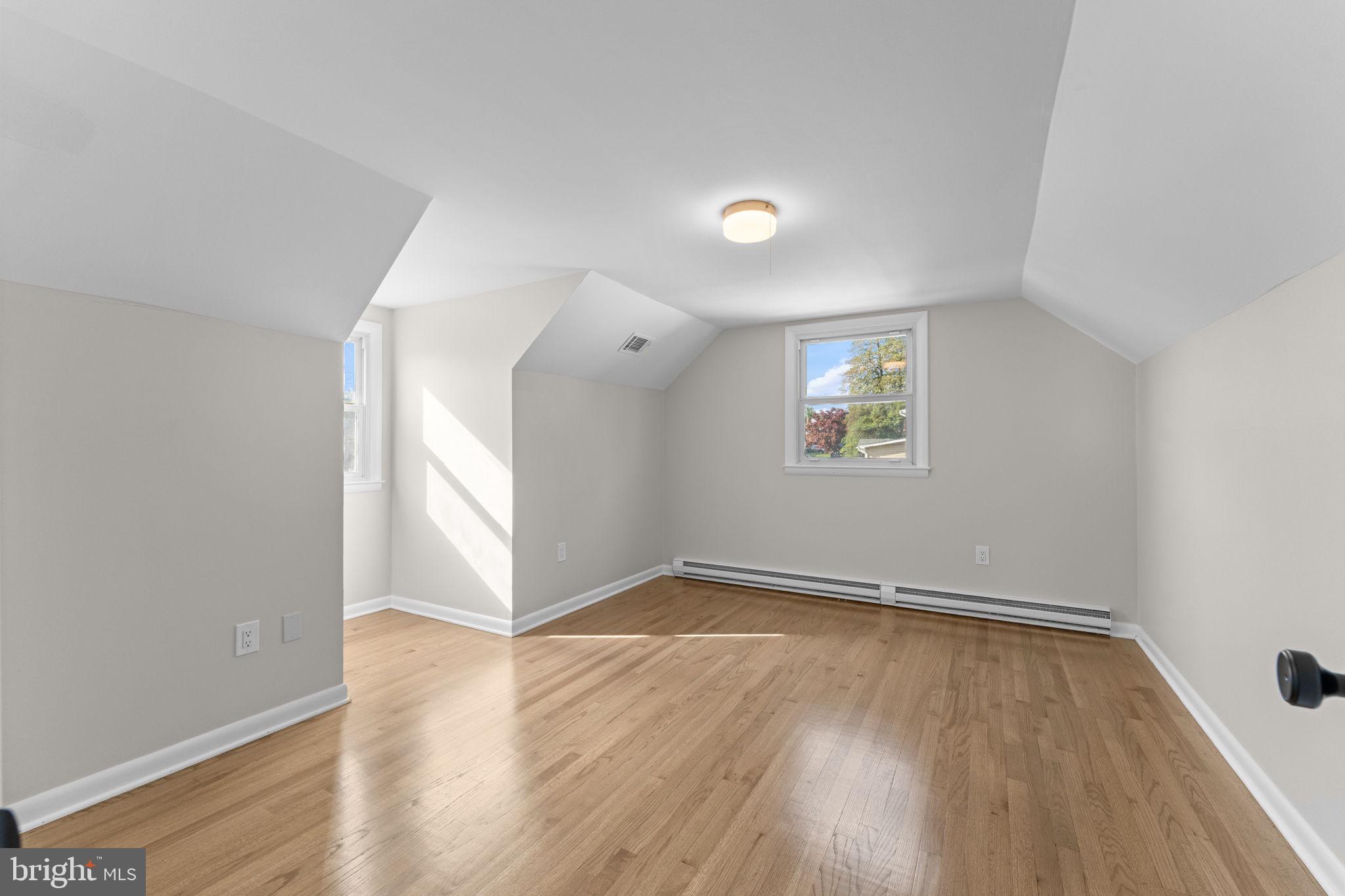 RIVIERA BEACH - Residential