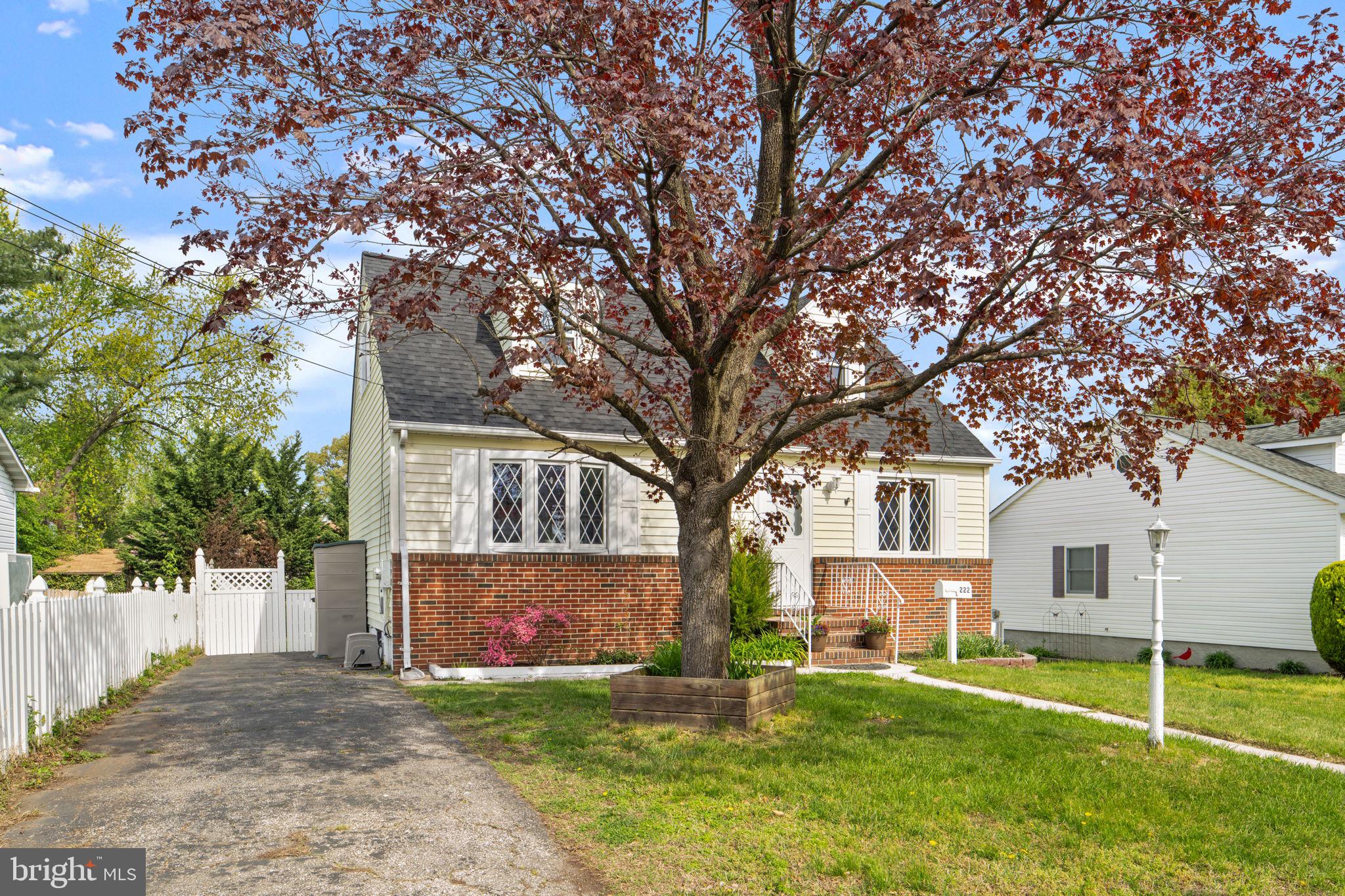 RIVIERA BEACH - Residential