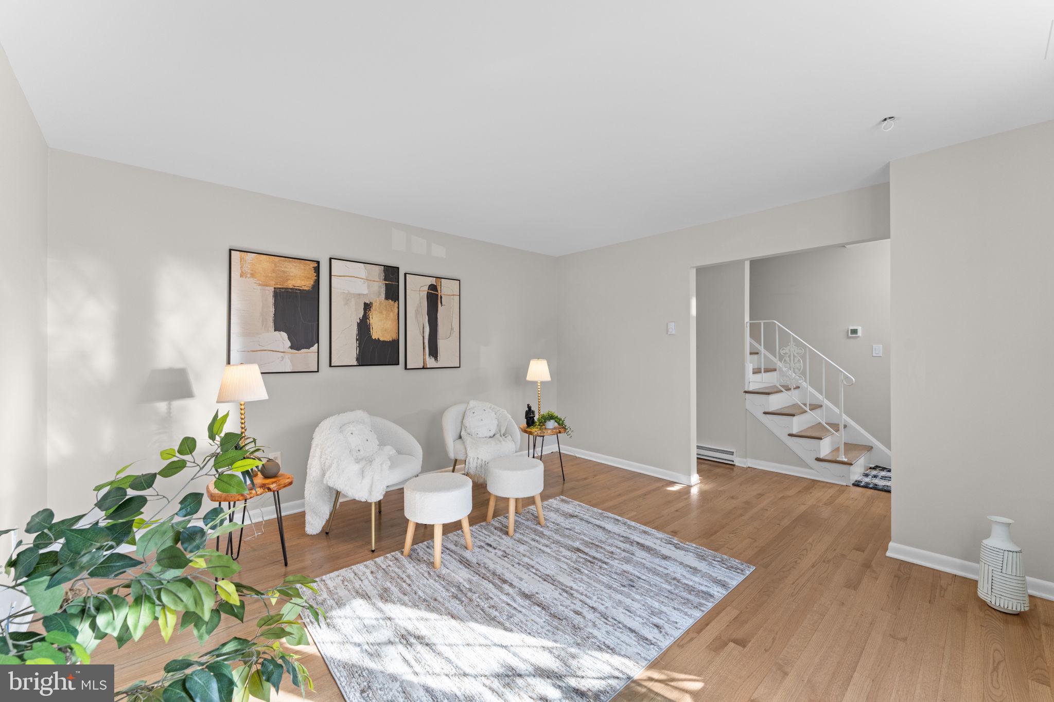 RIVIERA BEACH - Residential