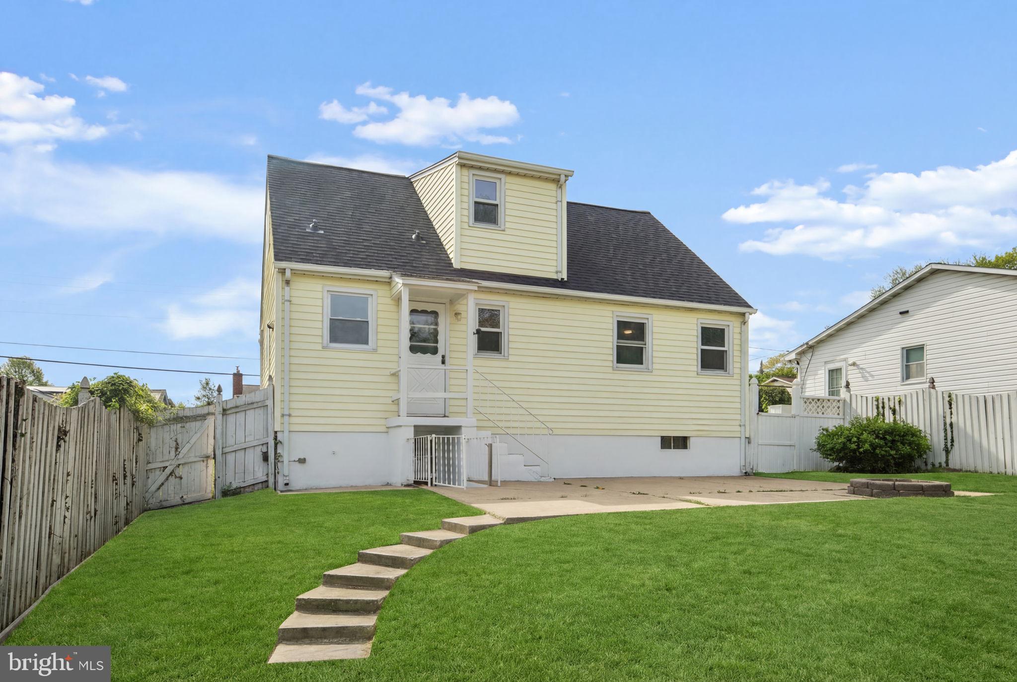 RIVIERA BEACH - Residential