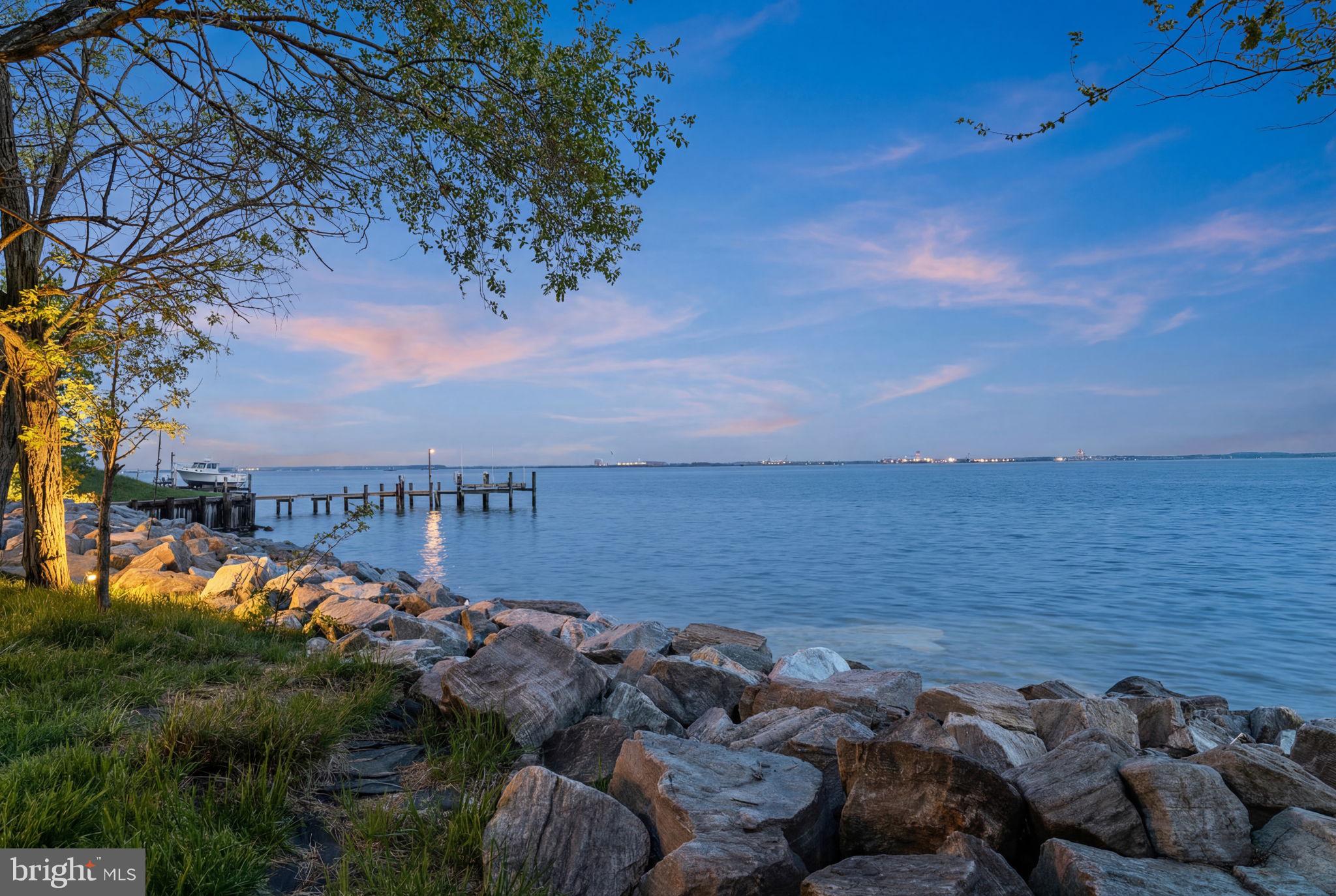 RIVIERA BEACH - Residential