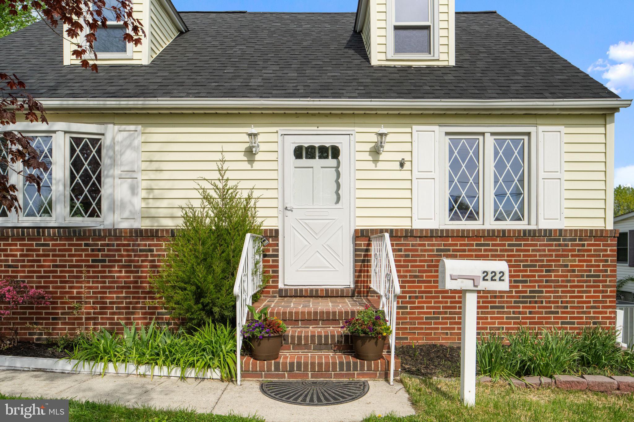 RIVIERA BEACH - Residential