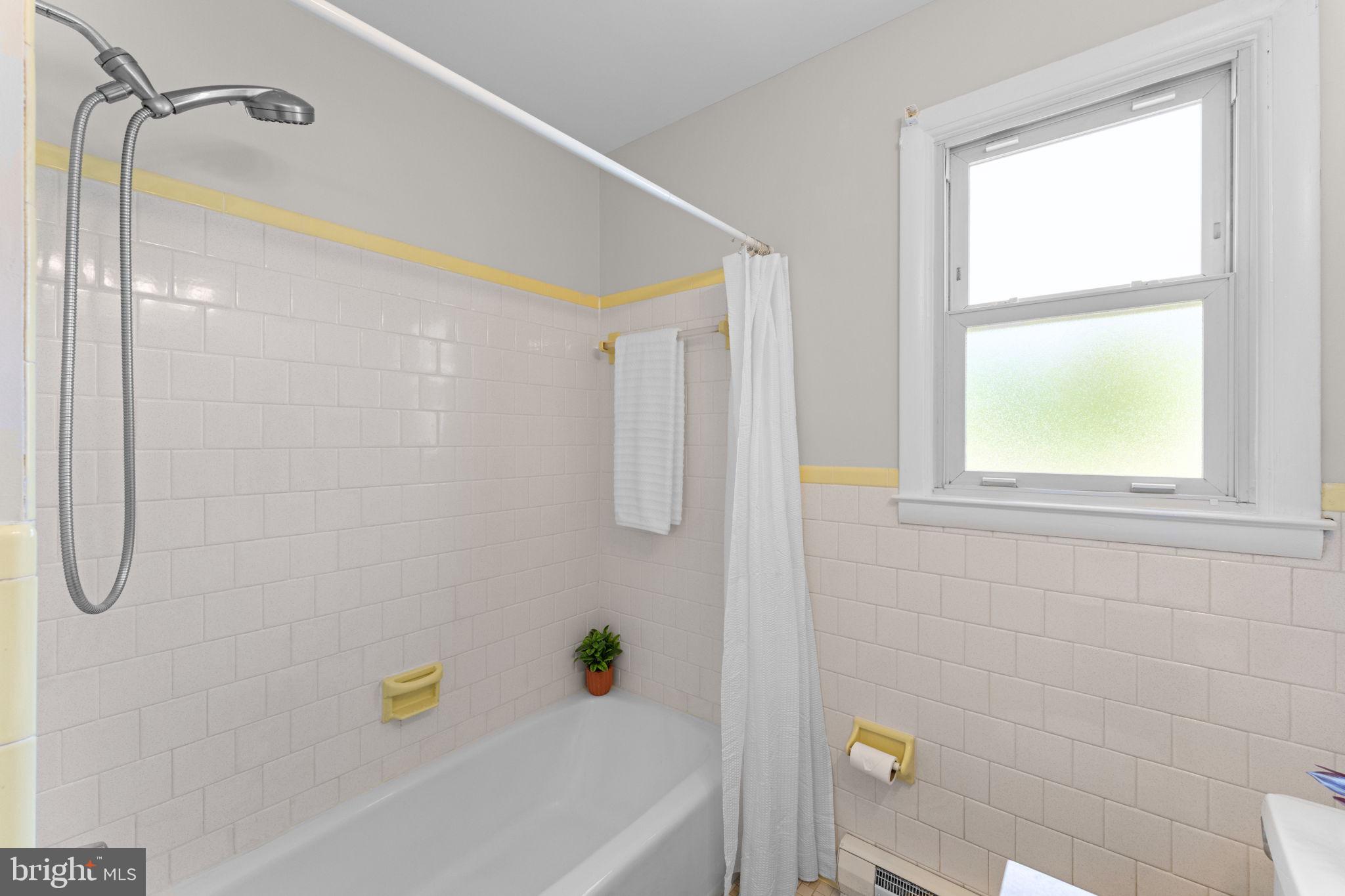 RIVIERA BEACH - Residential