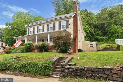 628 FORD STREET CONSHOHOCKEN PA 19428