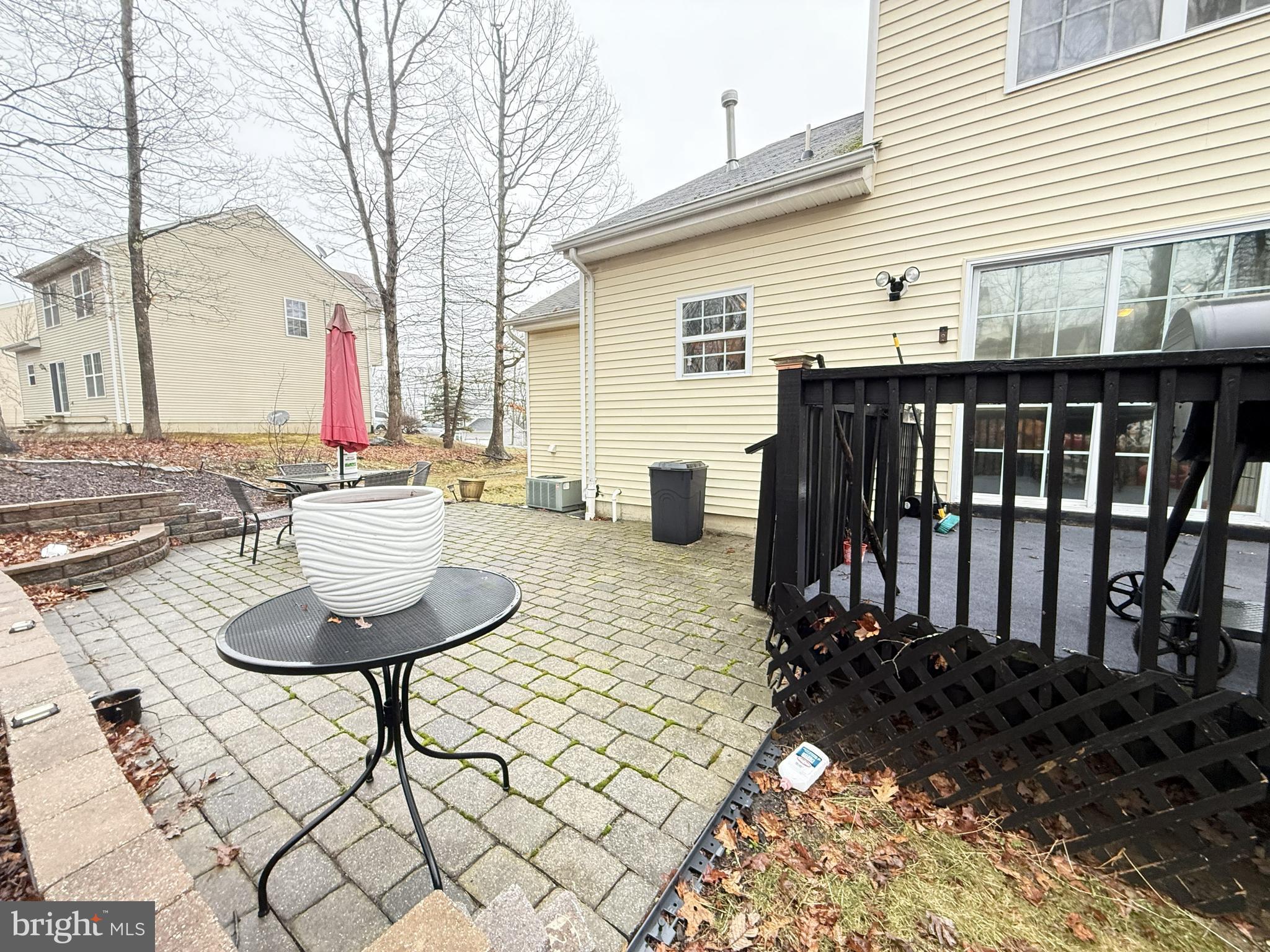 SAW CREEK ESTATES - Residential