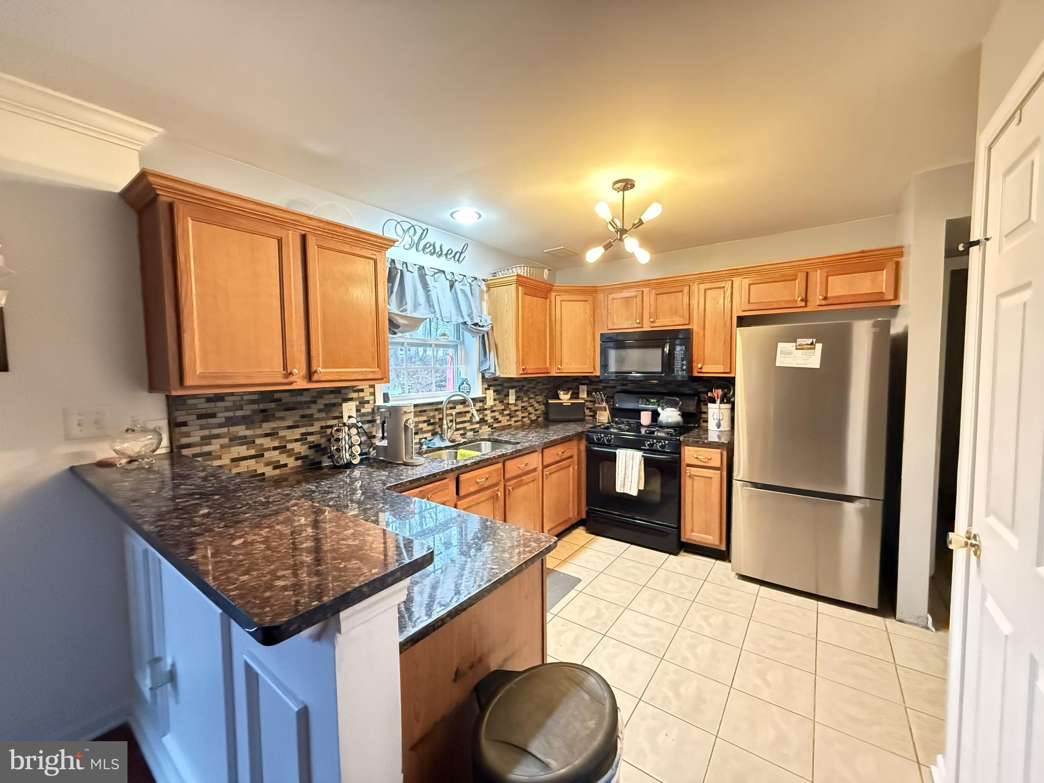 SAW CREEK ESTATES - Residential