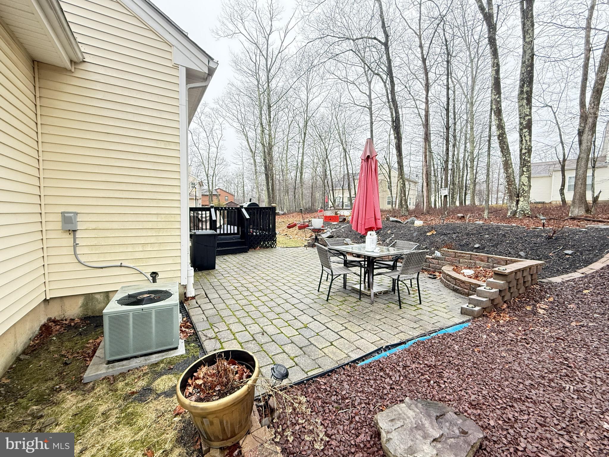 SAW CREEK ESTATES - Residential