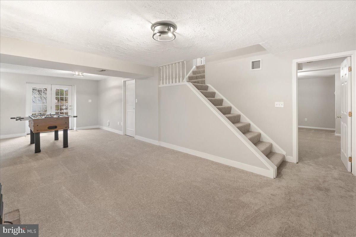 SPRING RIDGE - Residential