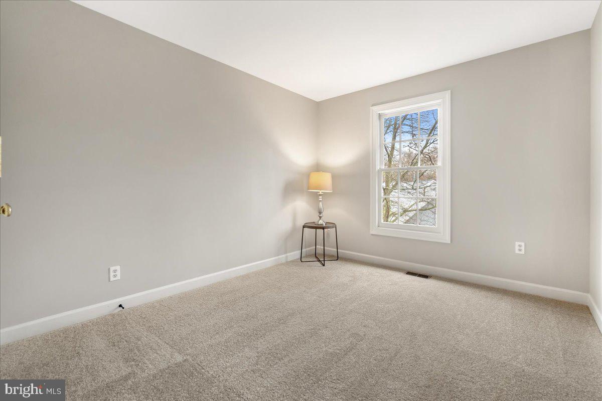 SPRING RIDGE - Residential