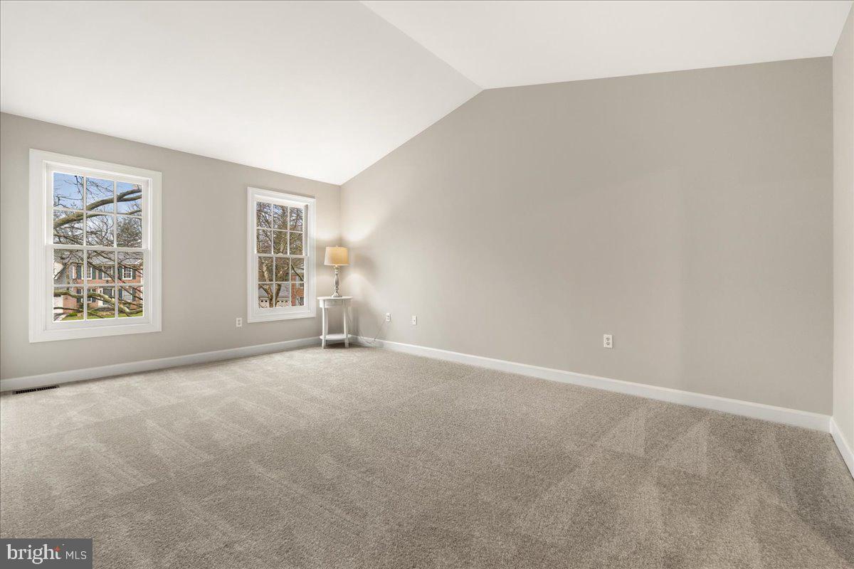 SPRING RIDGE - Residential