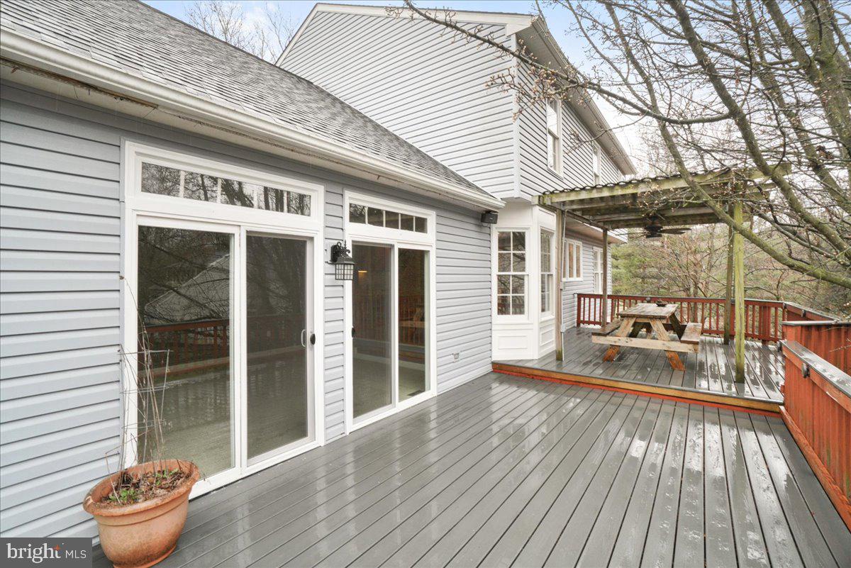 SPRING RIDGE - Residential