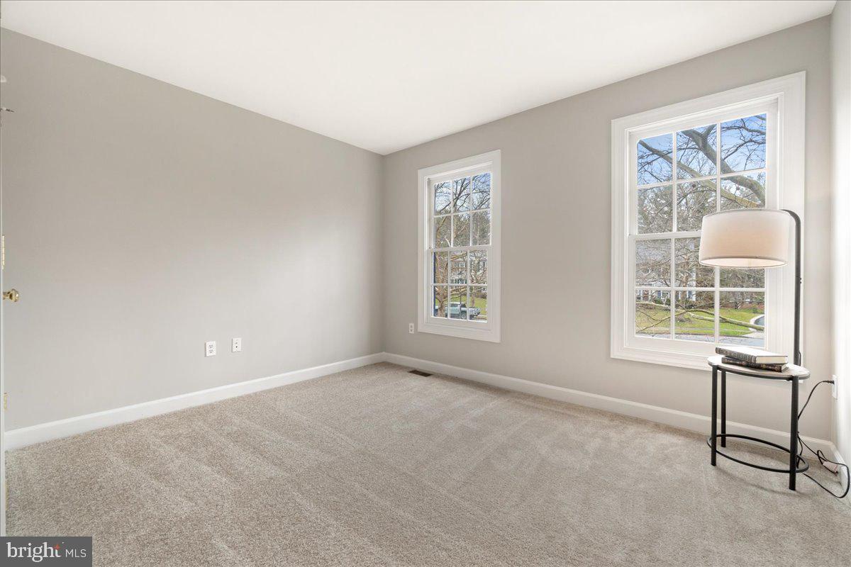 SPRING RIDGE - Residential