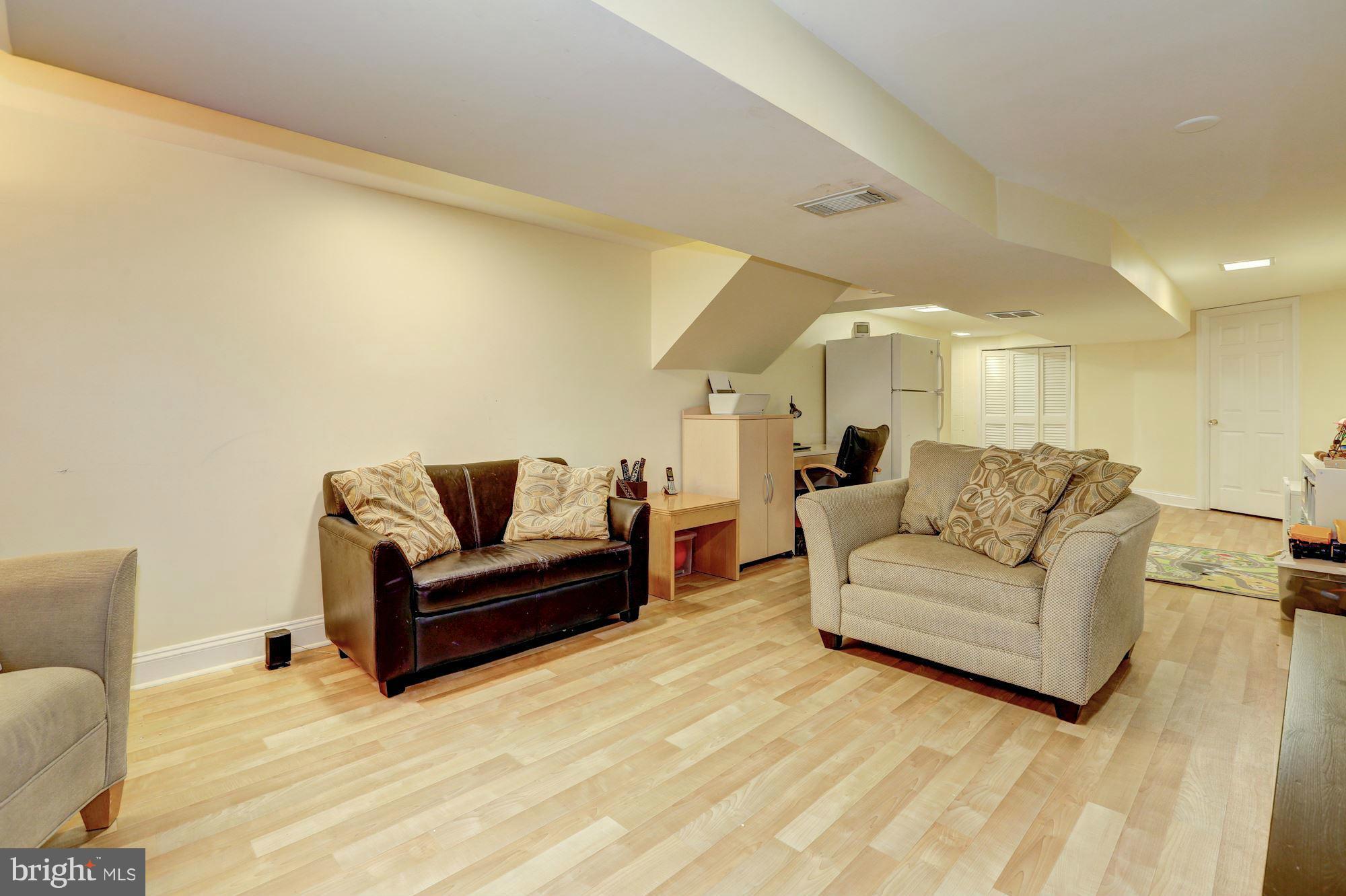 CONNECTICUT AVENUE ESTATES - Residential